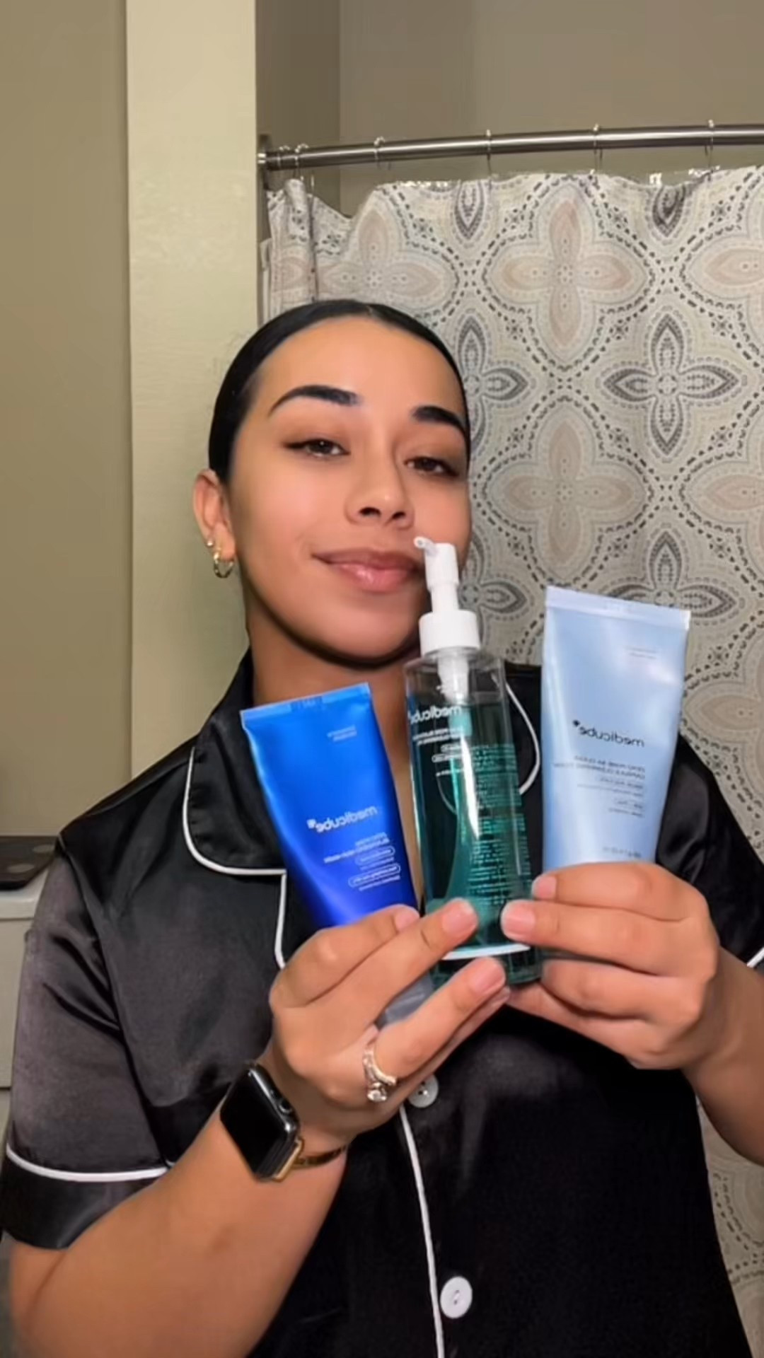 I need to know what kind of magic is in these products!? 😍🤩

#LTKBeauty #LTKFindsUnder50 #LTKFindsUnder100
