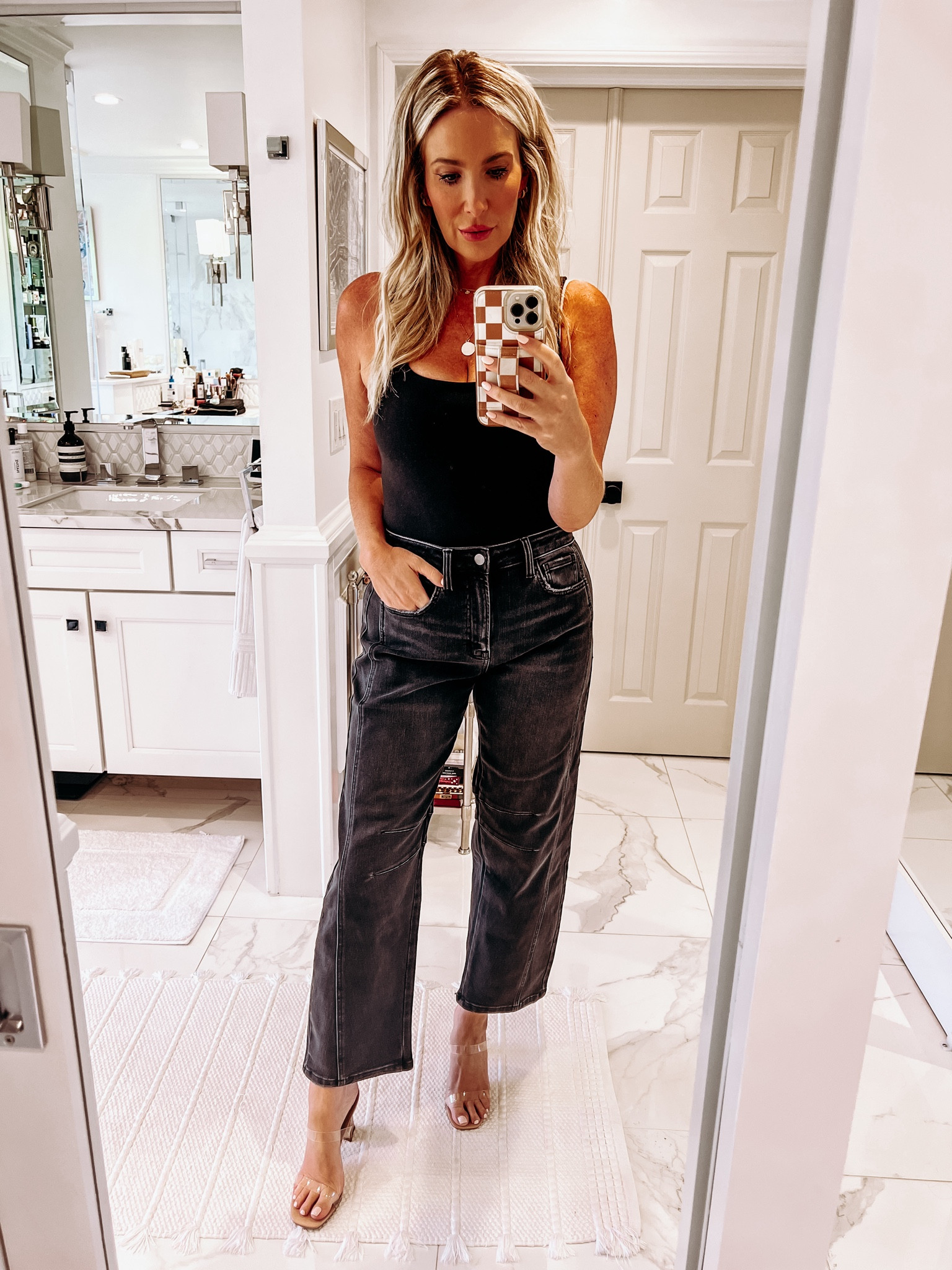 Vici wild honey high rise barrel jeans | wearing size 27, has stretch can size down 