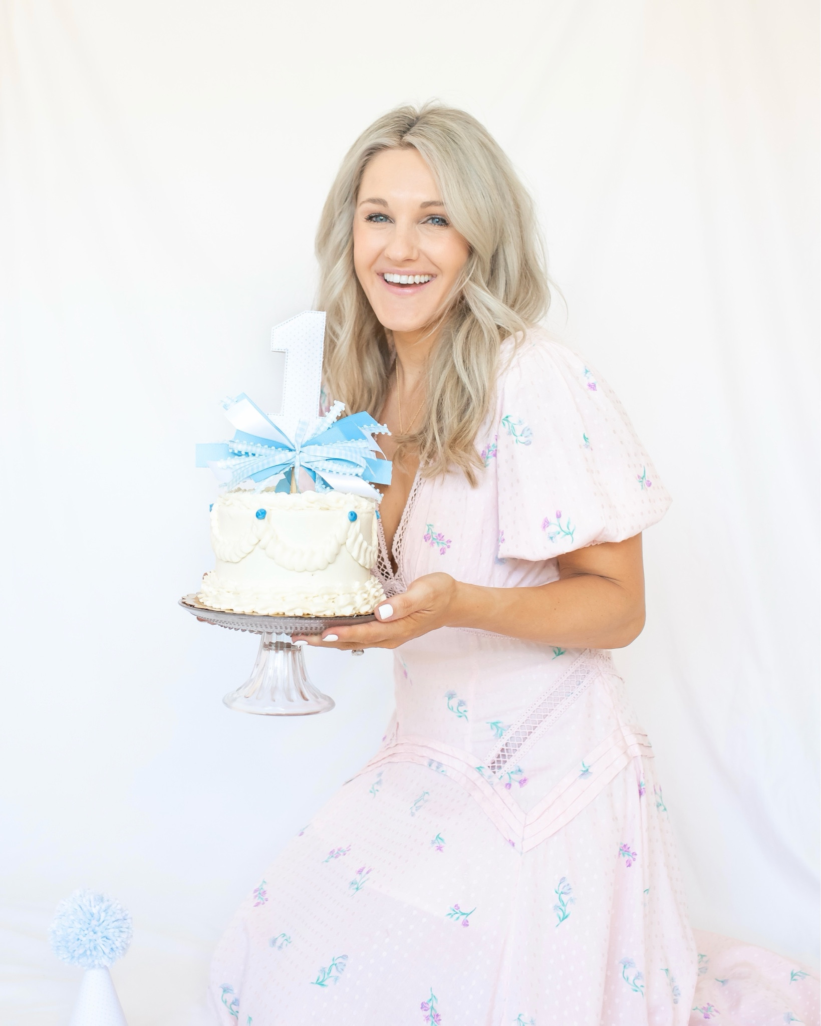 Graham’s first birthday 🤍
Birthday hat is elizabeth davis designs
Cake topper is beau & blair
Pink dress
Grandmillenial baby
Sweet baby boy first birthday
First birthday shoot


#LTKFindsUnder100 #LTKBaby #LTKFindsUnder50