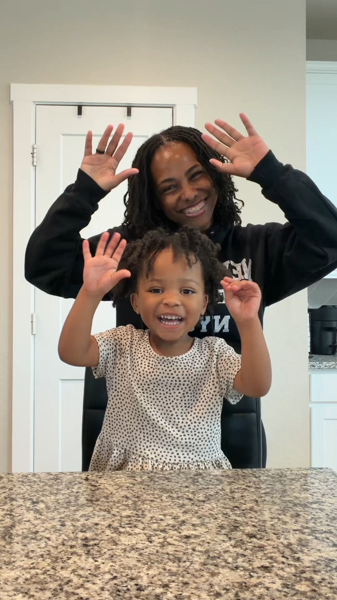 One thing about Amari she loves getting her hair done. I can’t believe she will be 3 yrs old next week. Where did the time go??? 😭🥹🤍🫧✨

@loveshampootime has been making wash day a breeze! - CODE: NAOMIMARIE


#toddlerhairstyles #toddlerbraidstyles #toddlerbraids 