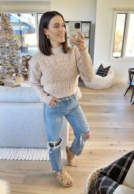 F A S H I O N \ cozying up in this new knit sweater paired with my fave jeans under $100 and furry slides from Amazon 🍂

Fall
Winter
Fashion 
Outfit 

#LTKunder100 #LTKSeasonal #LTKstyletip