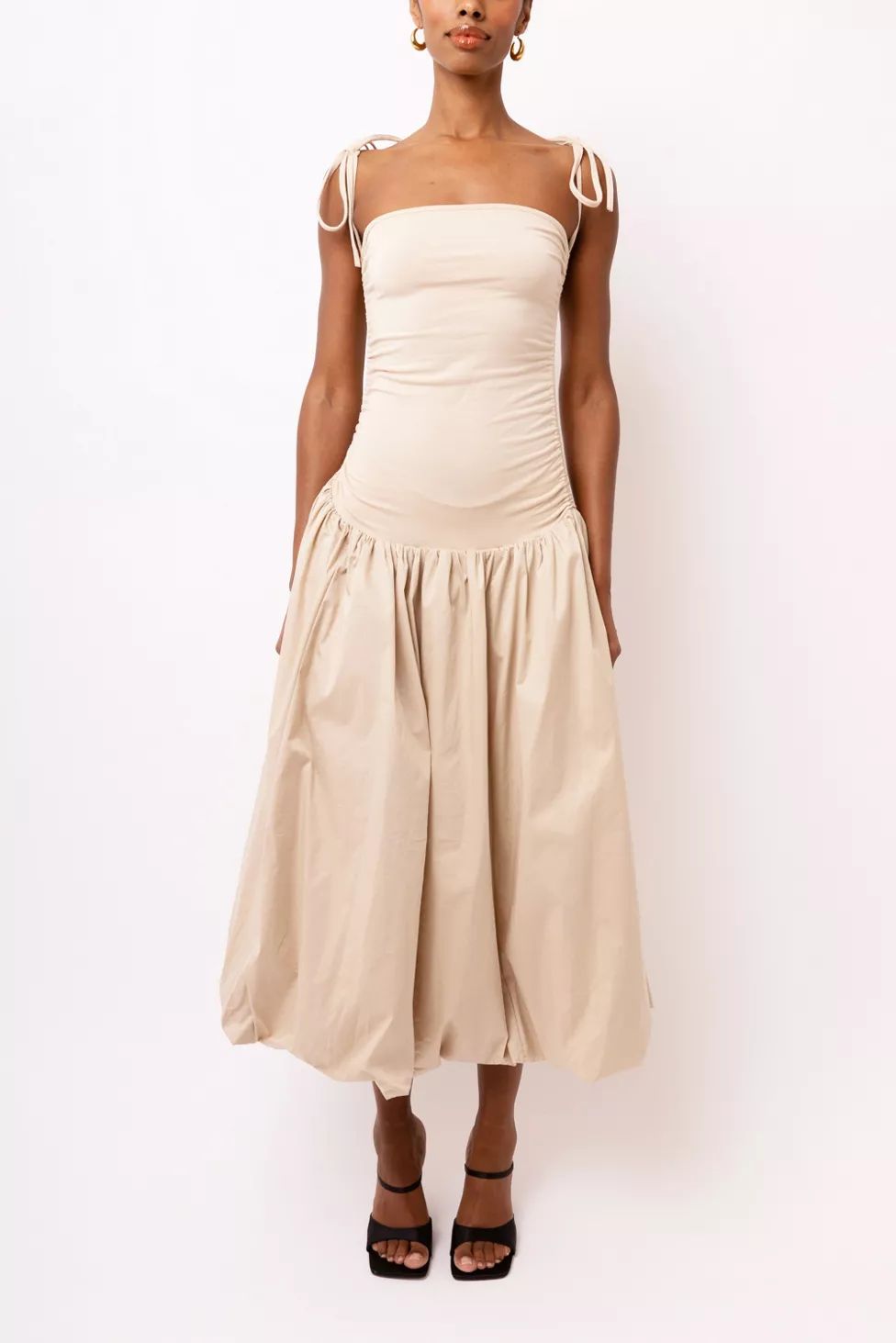 Amy Lynn Puffball Midi Dress | Urban Outfitters (US and RoW)