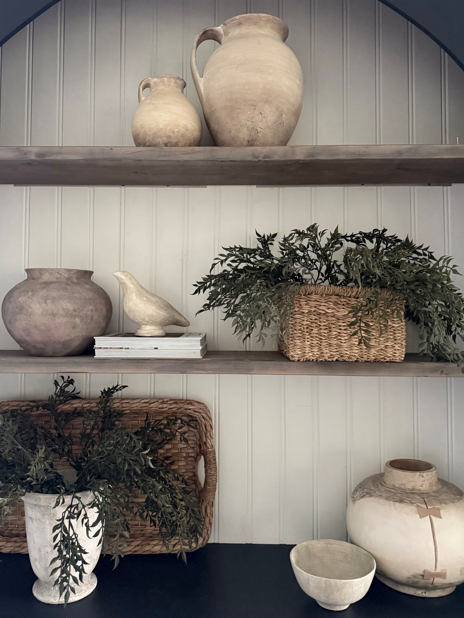 Neutral organic shelf styling. 
Casual yet elegant..love this calm palette🤍🤎
