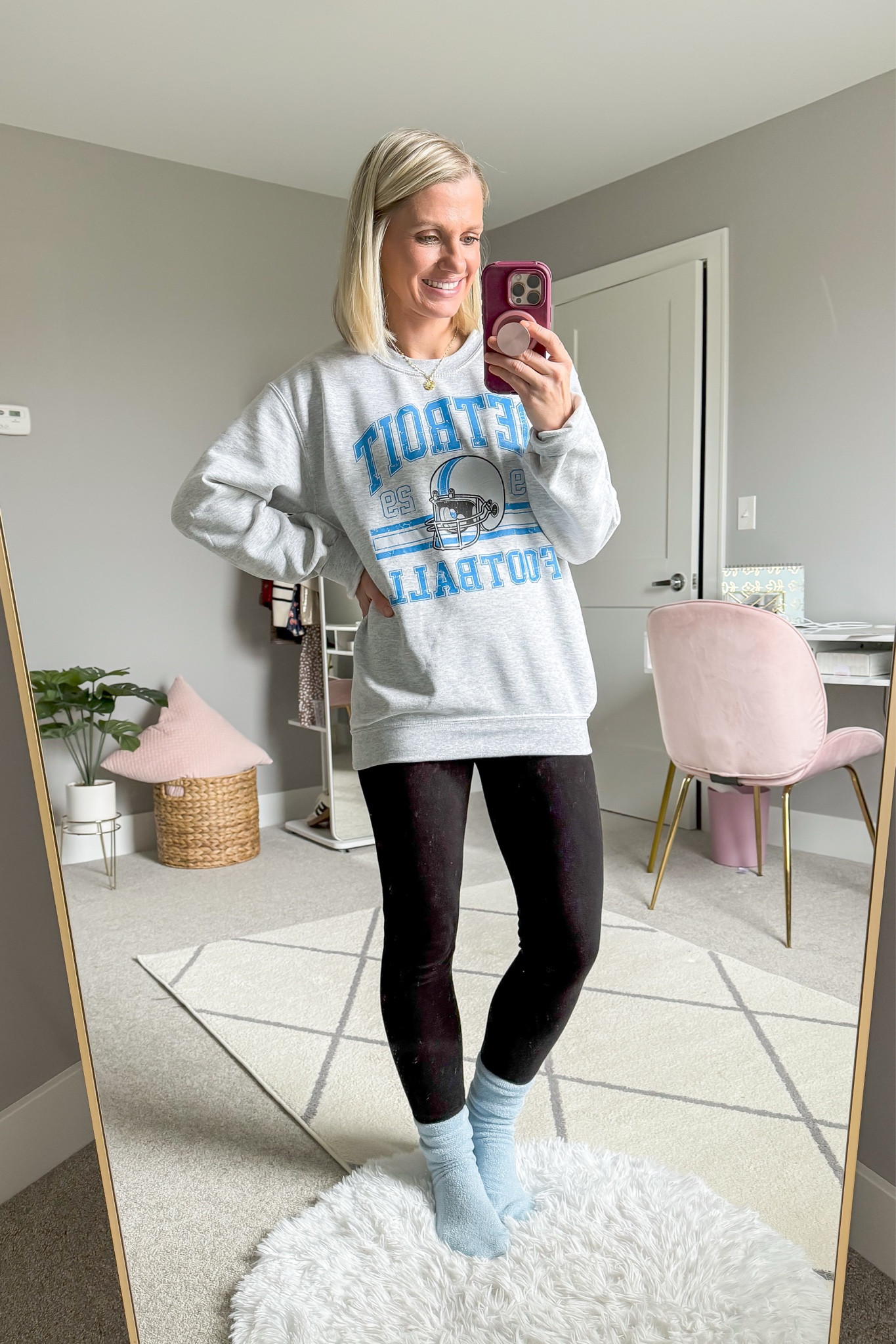 What I wore this week! Sweater shirt- small || leggings- xsmall code: THRIFTYWIFE10 for 10% off

#LTKStyleTip #LTKFindsUnder100 #LTKOver40