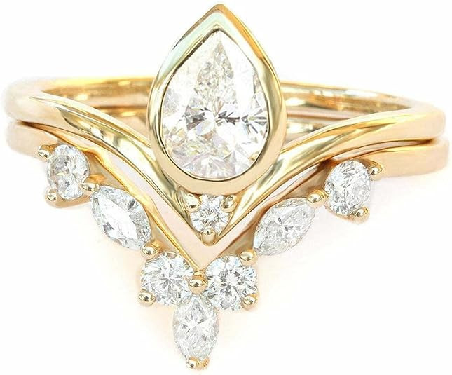 BeBold 2ct Pear Cut Simulated Diamond CZ Curved Chevron Crown Bridal Set Ring Yellow Gold Plated | Amazon (US)