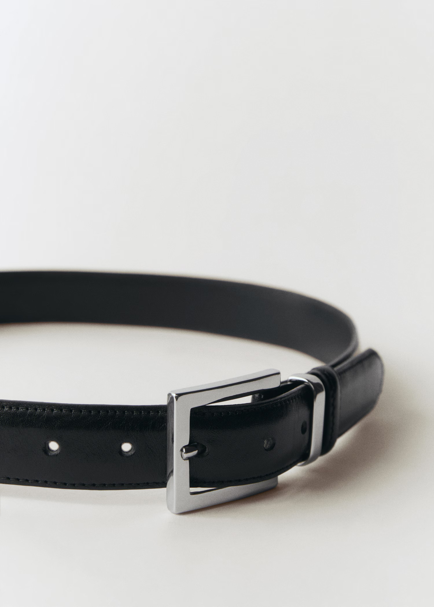Leather belt with square buckle - Women | MANGO USA | Mango (US/MX/AU)