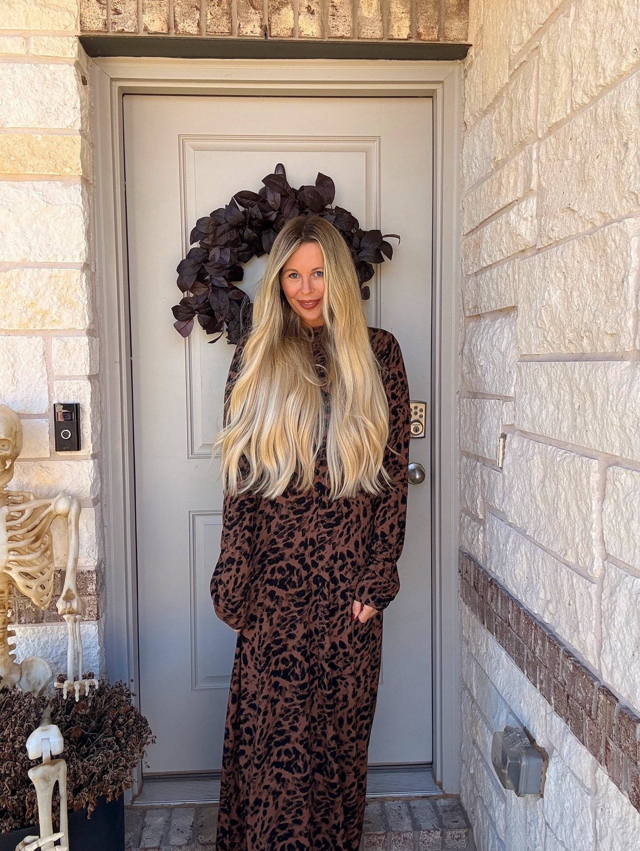 Must have dress for fall 🤎

#LTKHoliday #LTKSeasonal #LTKStyleTip