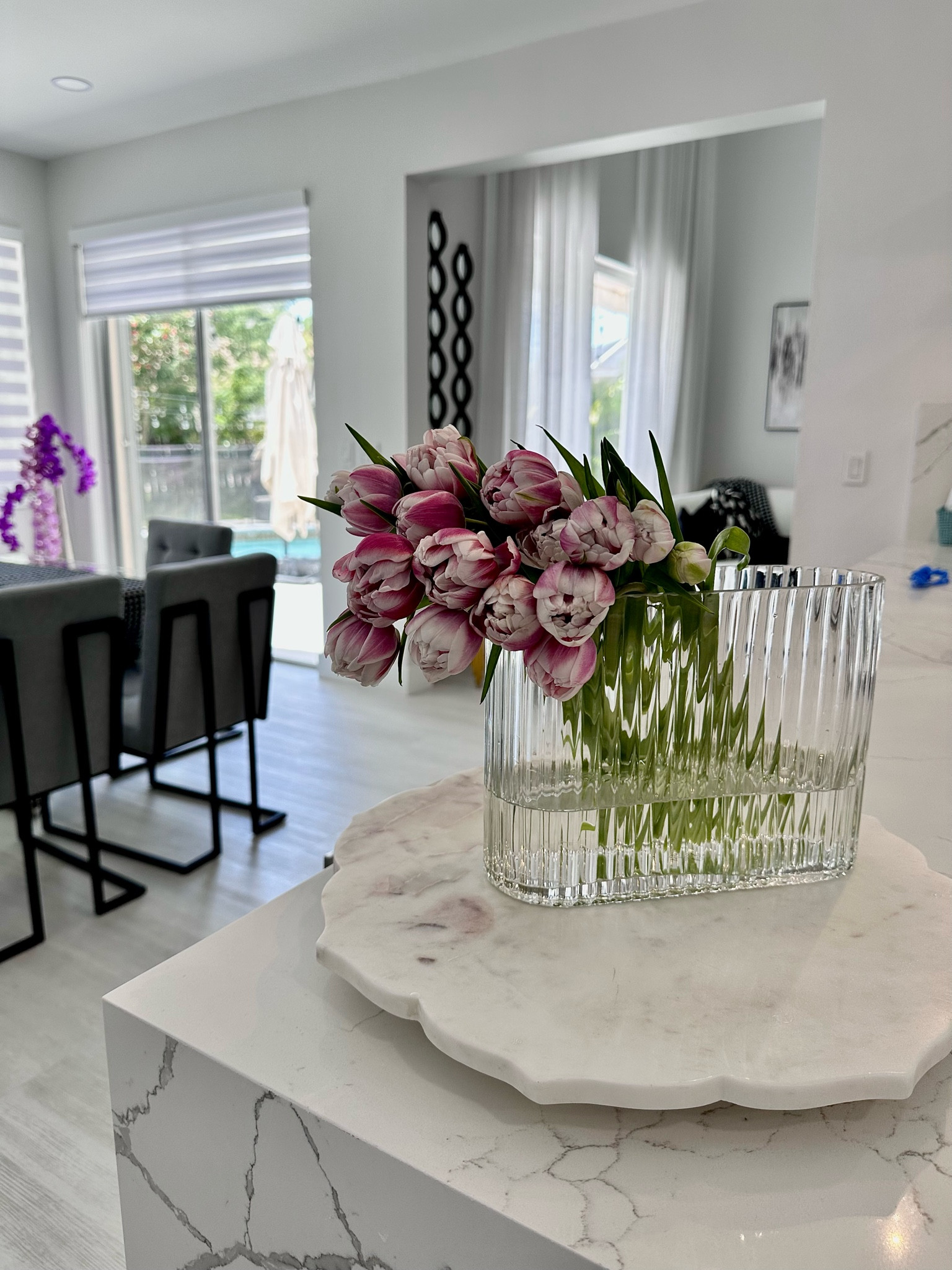 PEONY TULIPS 🌷 Didn’t know that was even a thing, but so glad they are ! 

What a beautiful combination; delicate tulips mixed with the statement of a budding peony. Excited to see these beauties bloom. 

Love the vase? Comment in captions and I’ll send you a link! 🖤🖤

#flowers #flowersoftheday #smelltheroses #peonytulips #tulips #peonies

#LTKhome #LTKunder50 #LTKGiftGuide