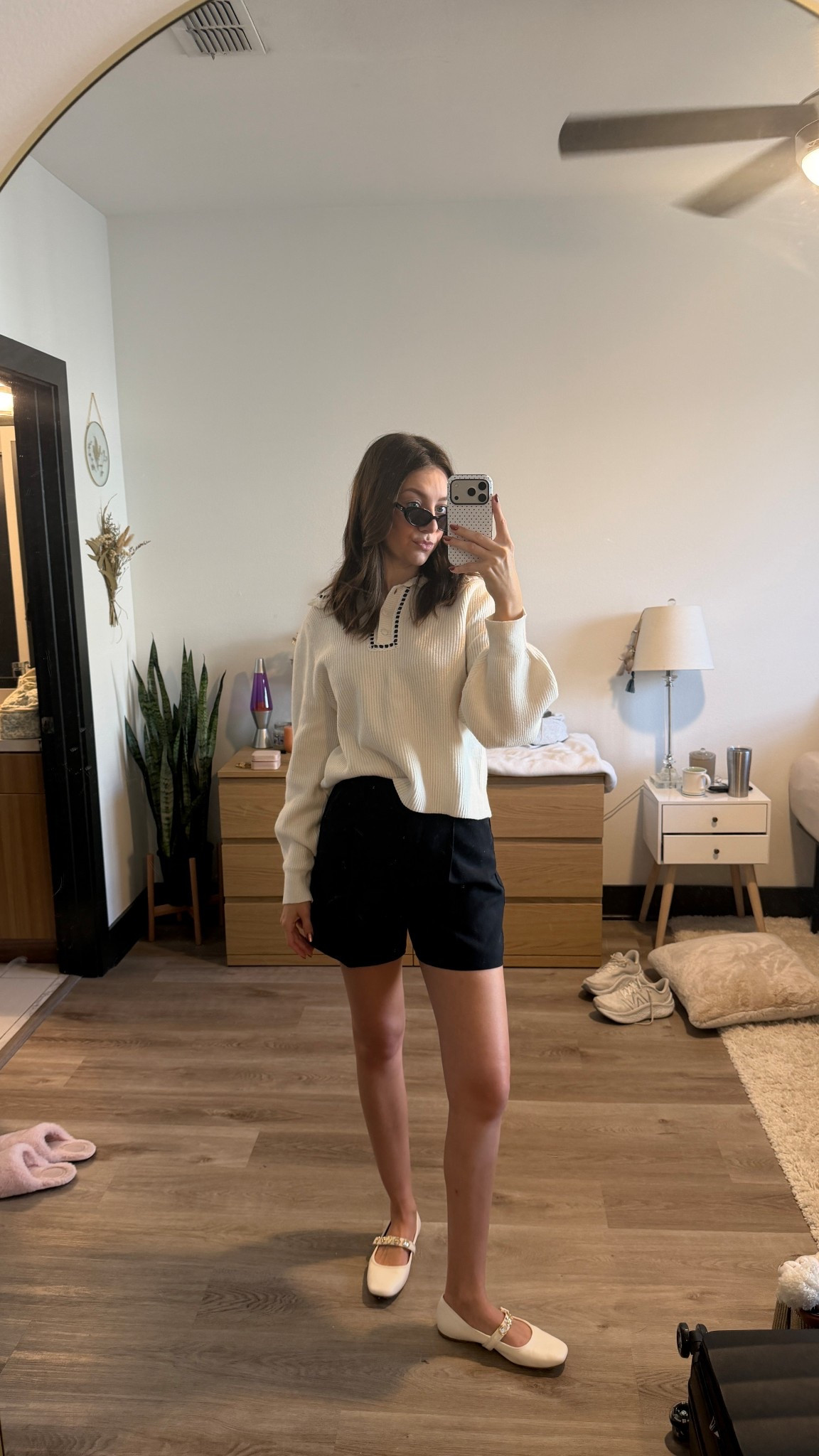 Fall in Florida calls for shorts and a sweater 🌴 Fall fashion, transitional pieces, Florida fall, work outfit. 

#LTKFindsUnder50 #LTKootd #LTKgrwm