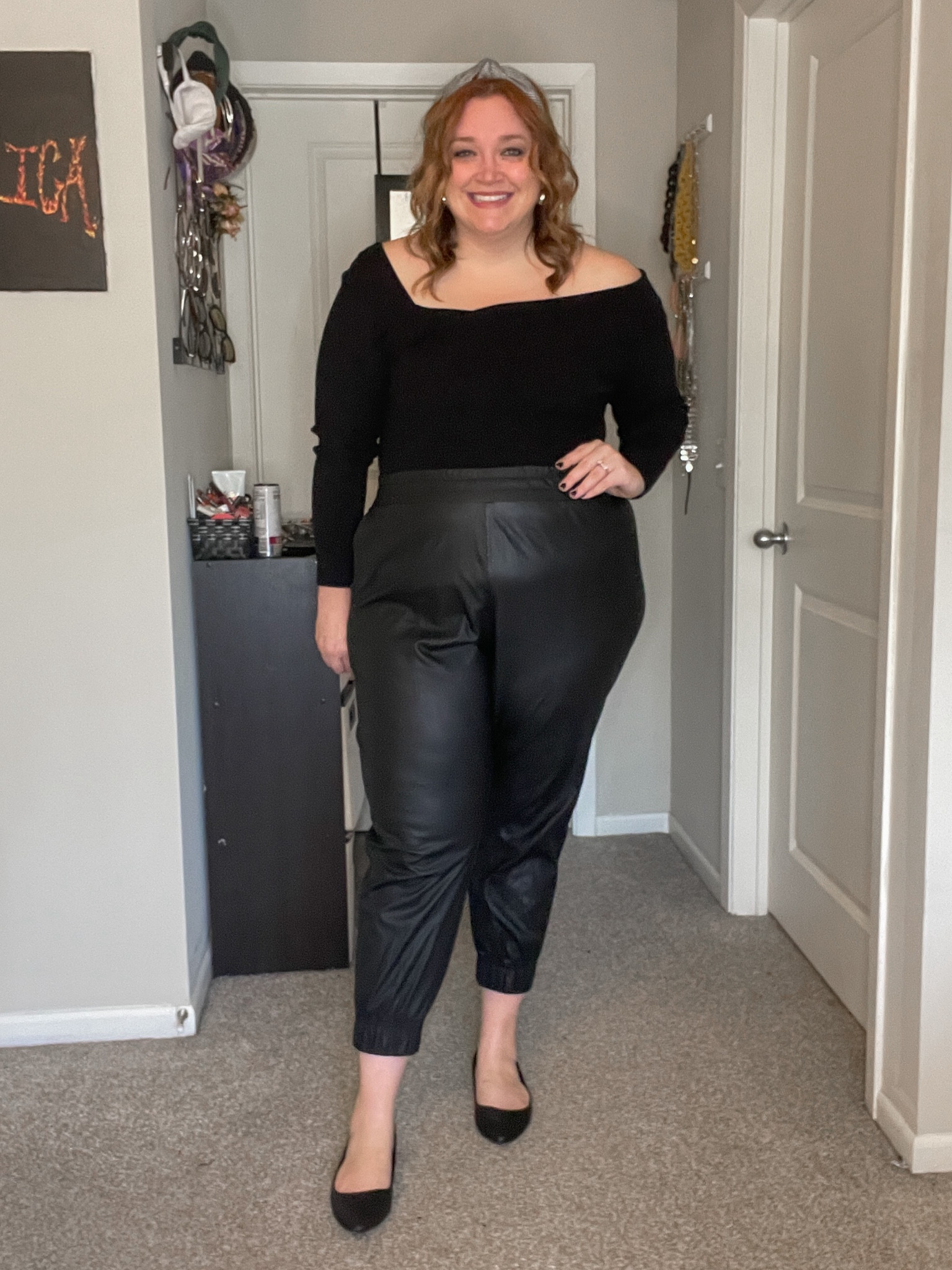 Holiday look for pear shaped size 16/18/20.

Wearing the XL sweater. Joggers are old CALIA if you want to look for used otherwise sharing other options 

#LTKHoliday #LTKParties #LTKPlusSize