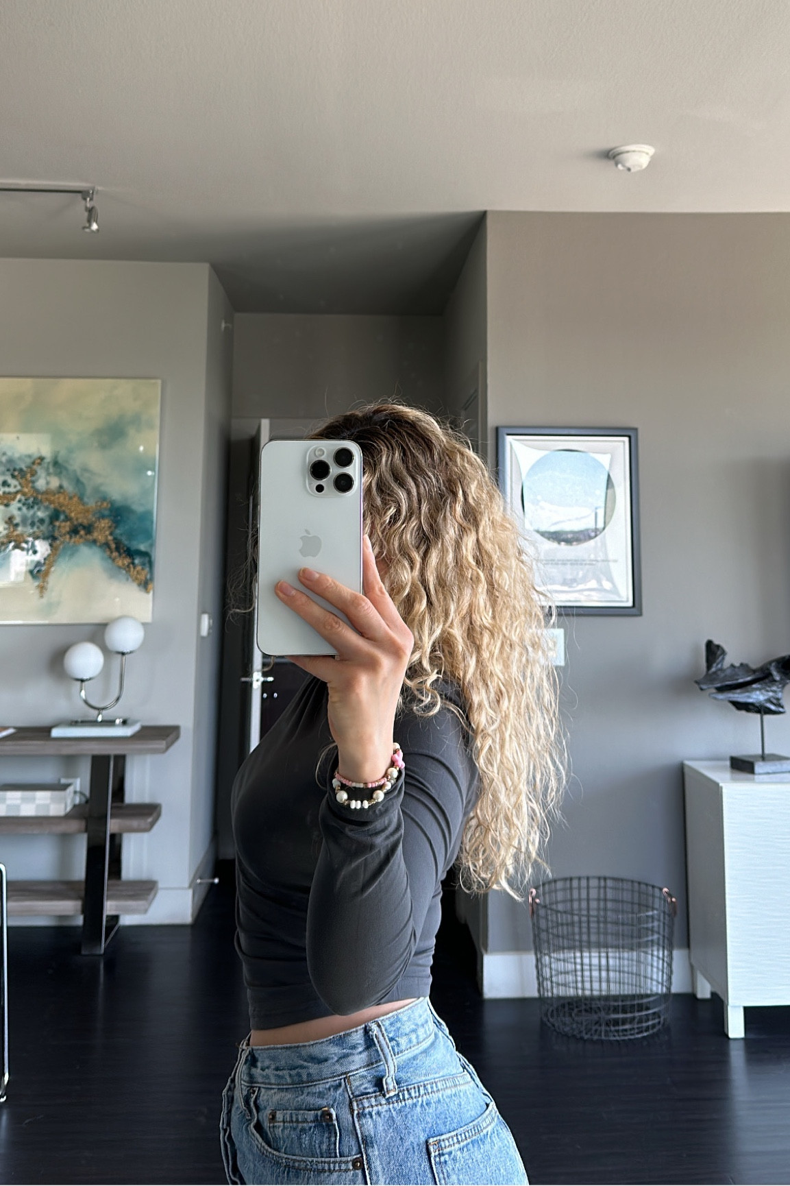 Products I use to style my wavy/curly hair🦁🫶🏻

I do not diffuse my hair. Just let it air dry(:

#LTKbeauty