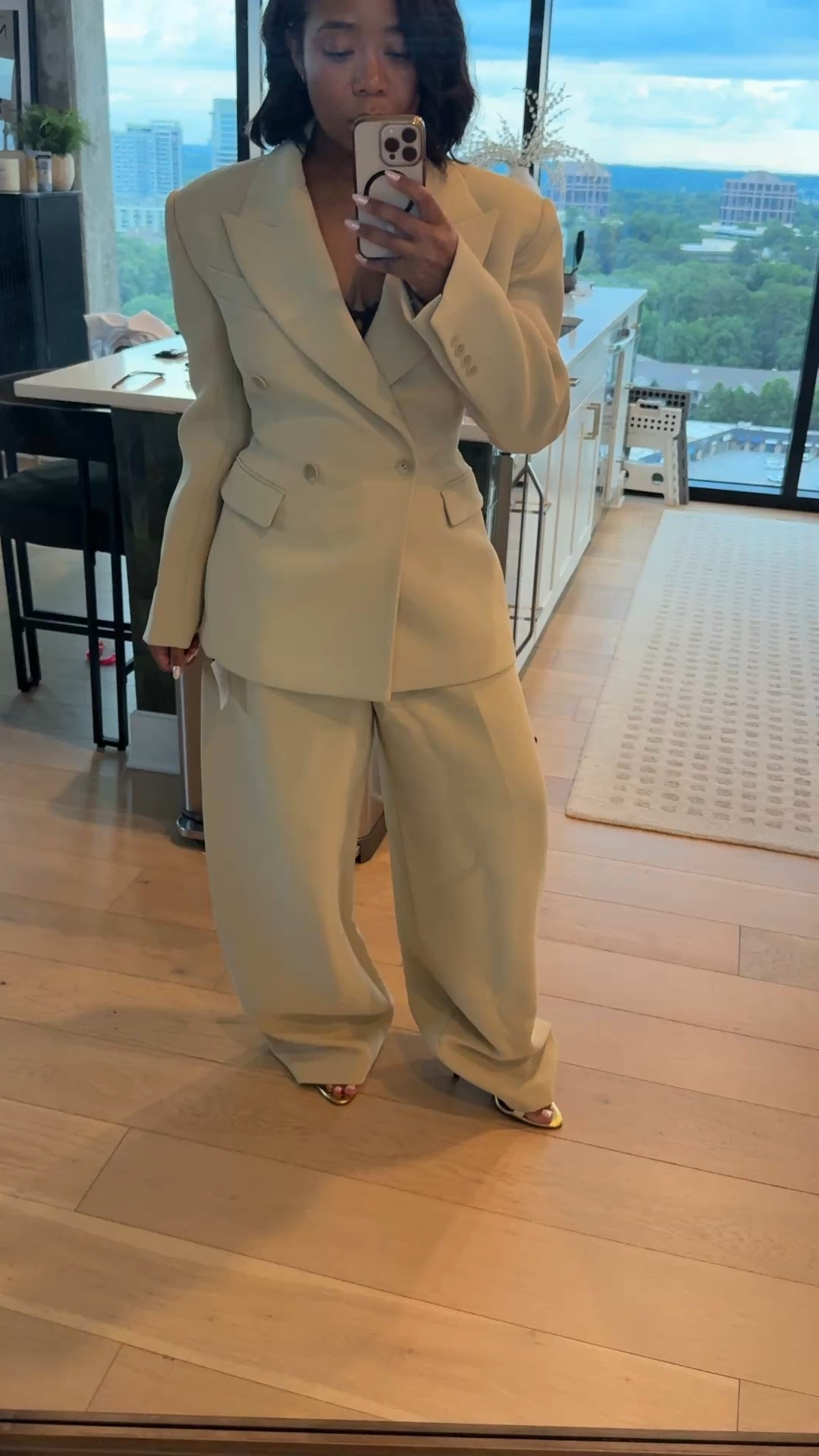 This #Helsa suit from @Revolve is incredible quality! I highly recommend!

#LTKootd #LTKgrwm