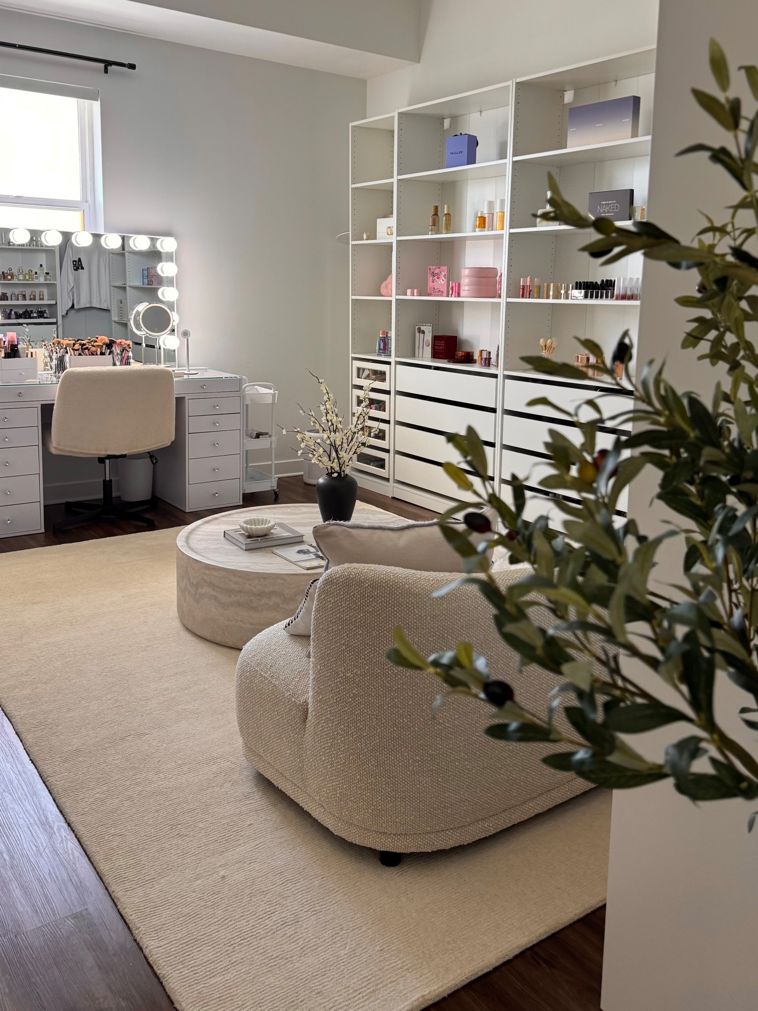 beauty room is finally coming together 😍✨ vanity is from impressions vanity 

#LTKBeauty