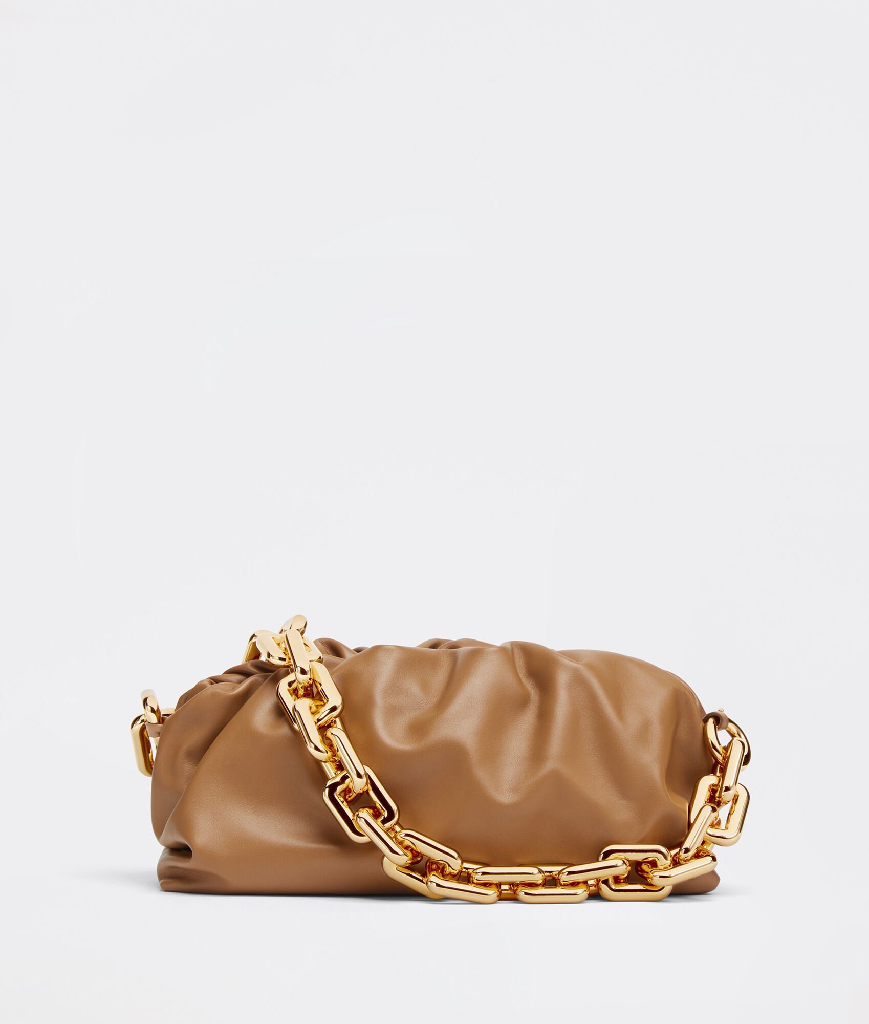 Shop the look
        chain cassette | Bottega Veneta