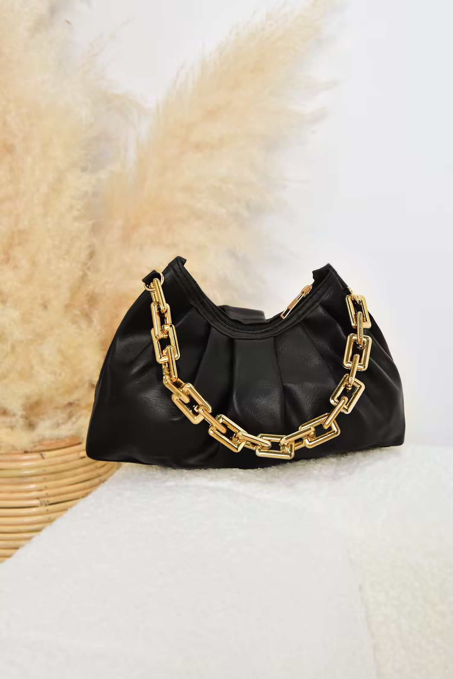 Faux Leather Chunky Chain Shoulder Bag | Cupshe US
