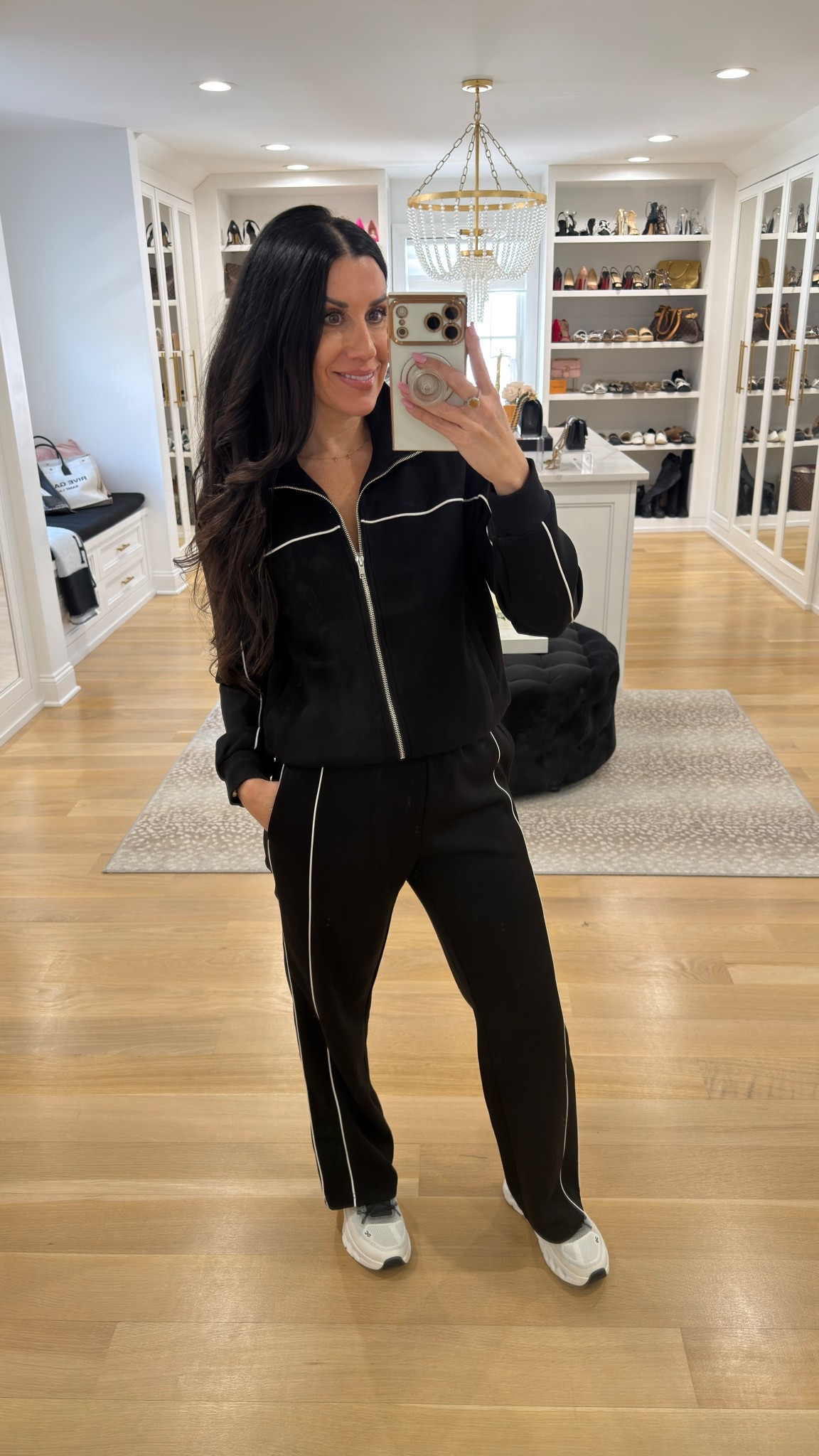 Amazon tracksuit 🖤