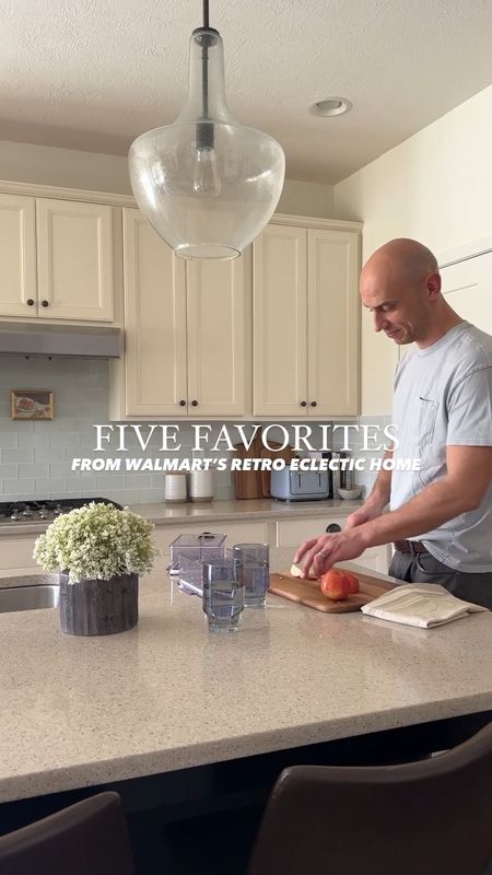 5 kitchen favorites from @walmart #walmartpartner #walmart 

Cutting board, toaster, napkins, towel, smoky drinking glasses, bento boxes, coffee pot, faux florals, vase, and more!

#LTKhome #LTKFind #LTKfamily
