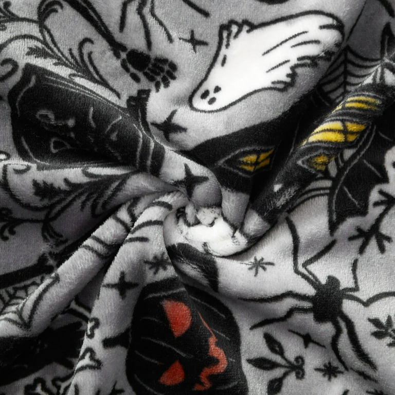 Ways to Celebrate Cozy Plush Haunted House Print Throw Blanket 50"x 60", All Ages | Walmart (US)