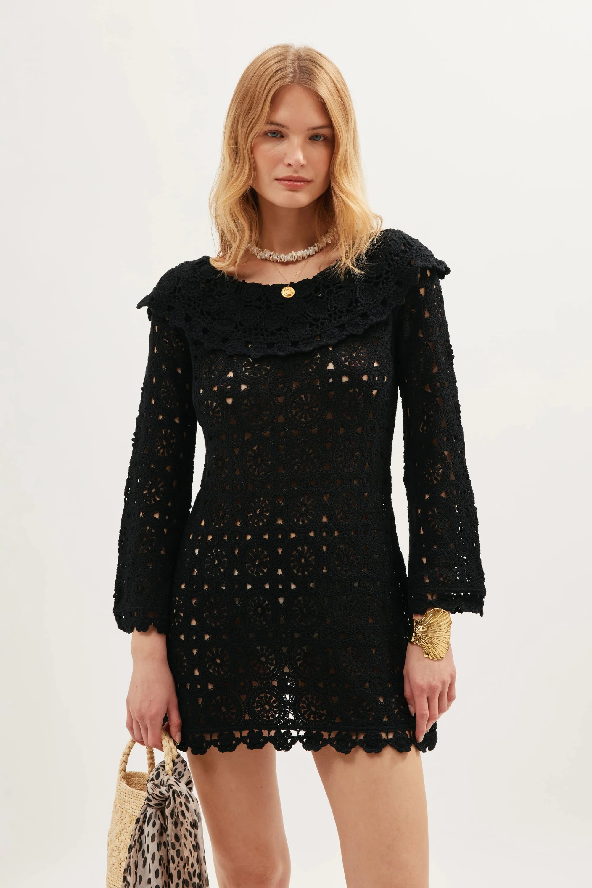 Envalira  -  Black | Rixo