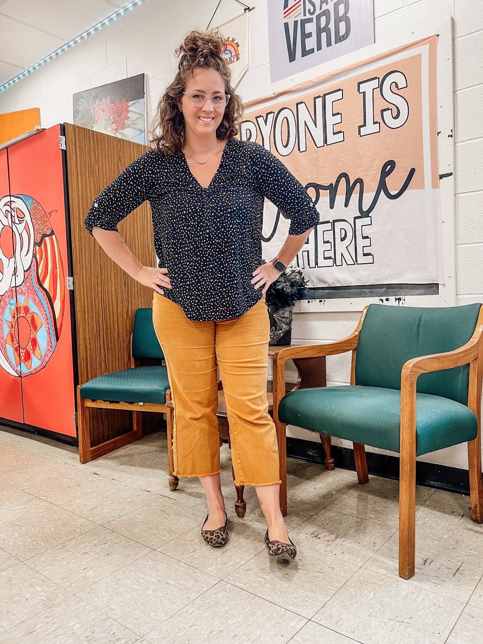 Day 36 ✔️

Hump day! There was a (garden) snake in the hallway yesterday and I about lost my mind but it’s fine, everything is fine 🙃

English teacher ootd 

#LTKWorkwear #LTKFindsUnder100 #LTKMidsize