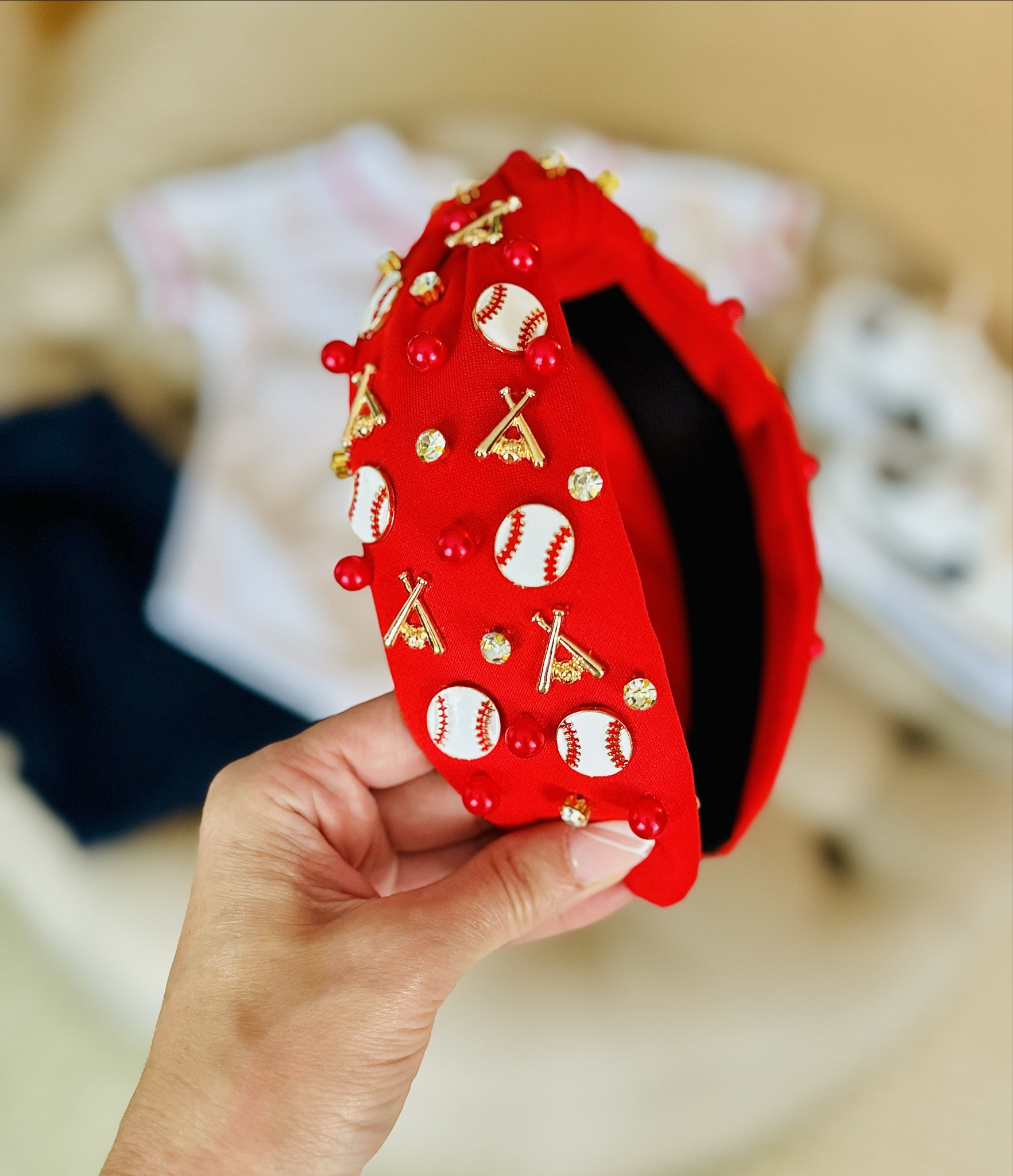 Could I really throw my son a birthday party and not fit in with the theme?! 😆

How adorable is this headband?! I got the most compliments on it and now I’m fighting my niece and daughter to keep it in my closet 😂

#baseball #party #theme #momlife #biggestfan

#LTKParties #LTKStyleTip #LTKFindsUnder50