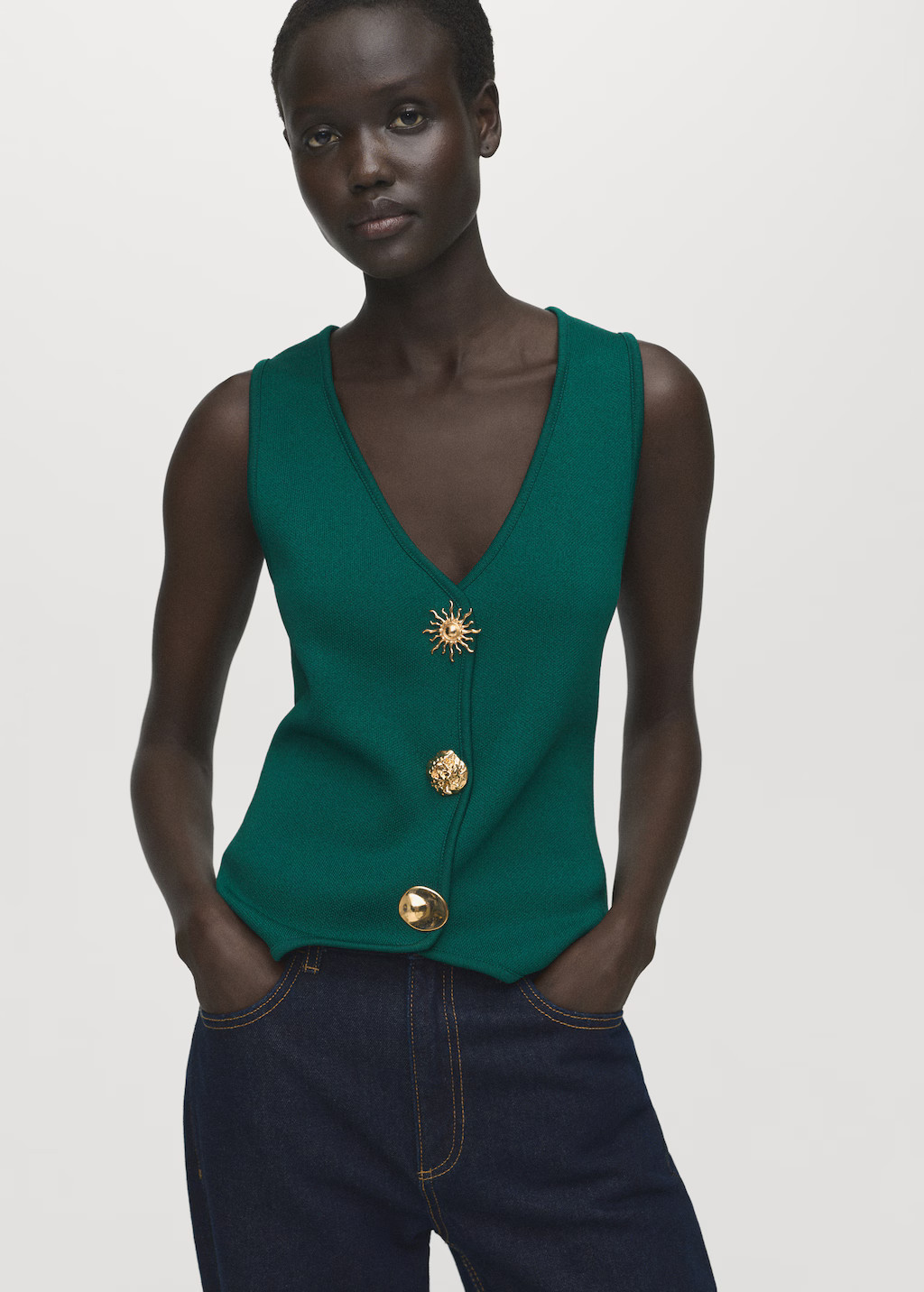 Knitted vest with jewel buttons - Women | MANGO USA | Mango (US/MX/AU)