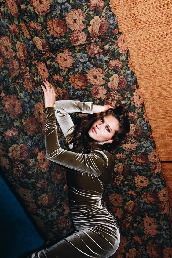 DRAPED VELVET DRESS WITH SHOULDER PADS | Zara US