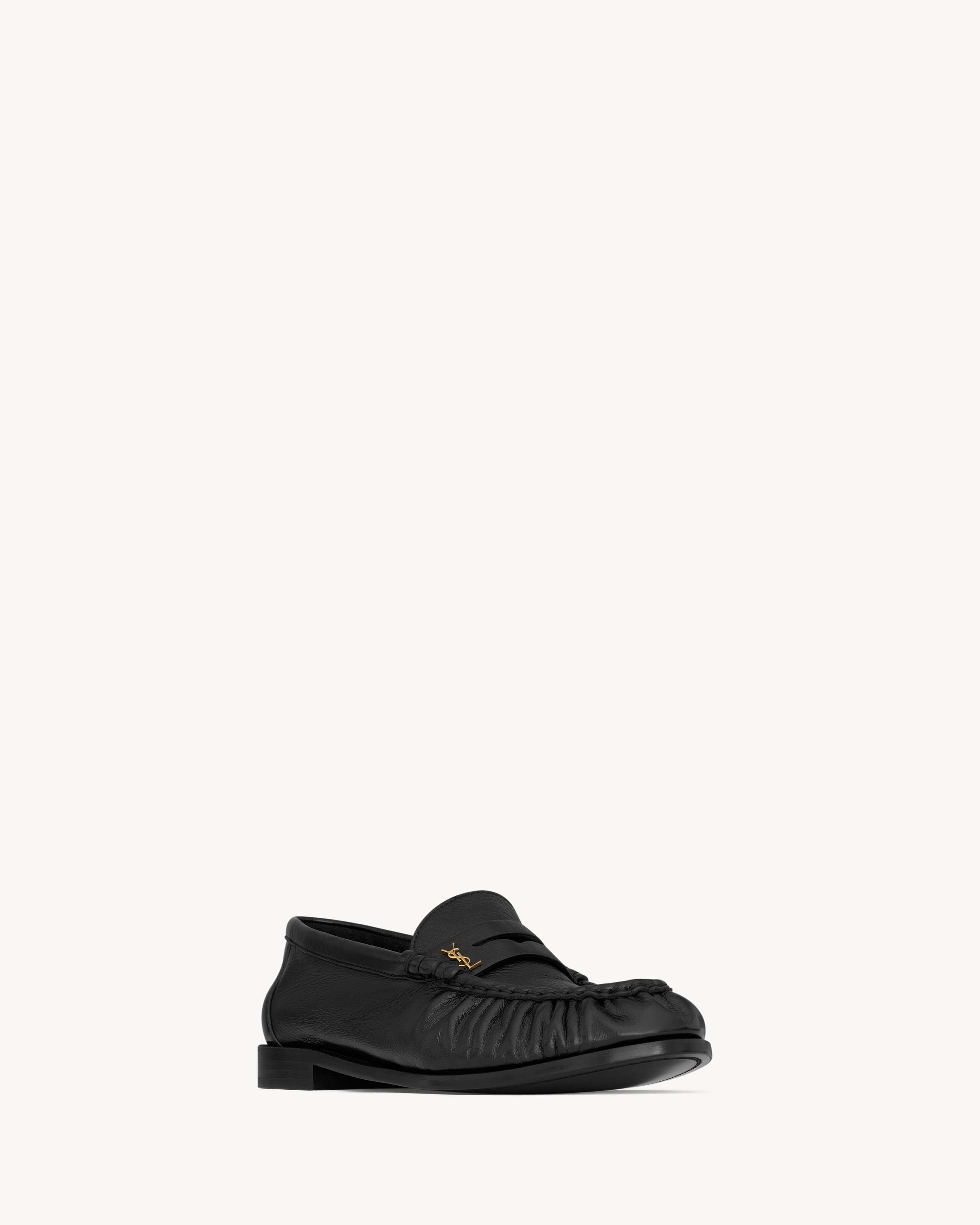 LE LOAFER supple in shiny leather in Black | Saint Laurent | YSL EN-US | Saint Laurent Inc. (Global)