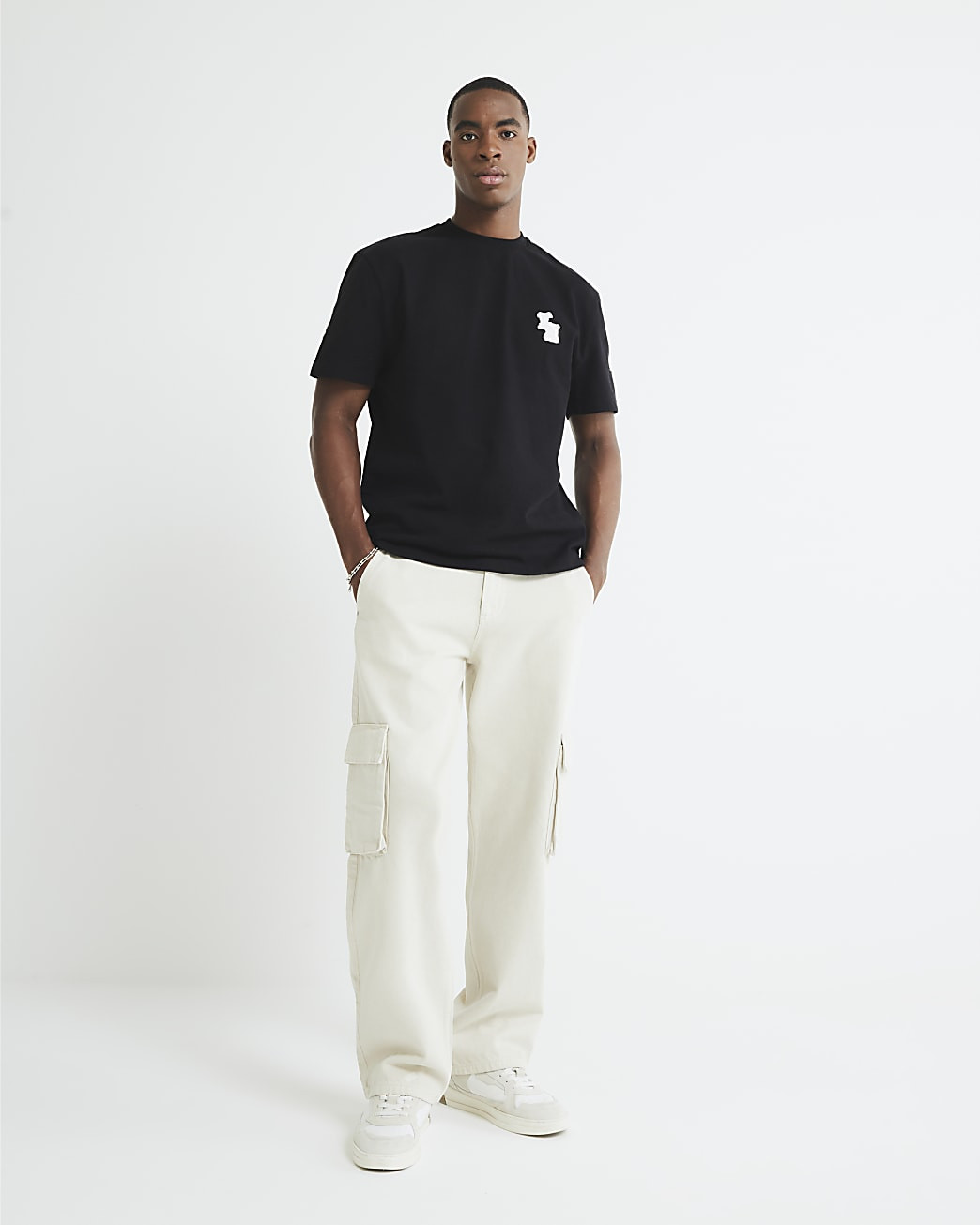 Crean Loose Fit Cargo Jeans | River Island UK & IE