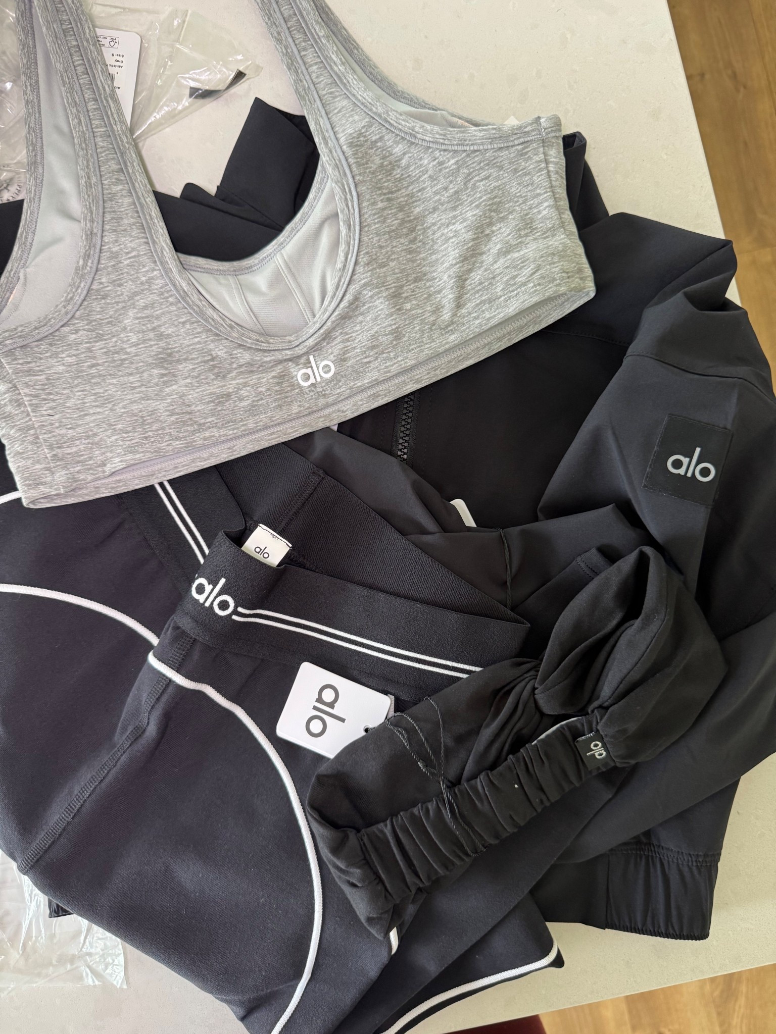 Alo. Alo sale. Alo leggings. Sports bra. Sport coat. Sale. 

#LTKActive #LTKSaleAlert #LTKStyleTip