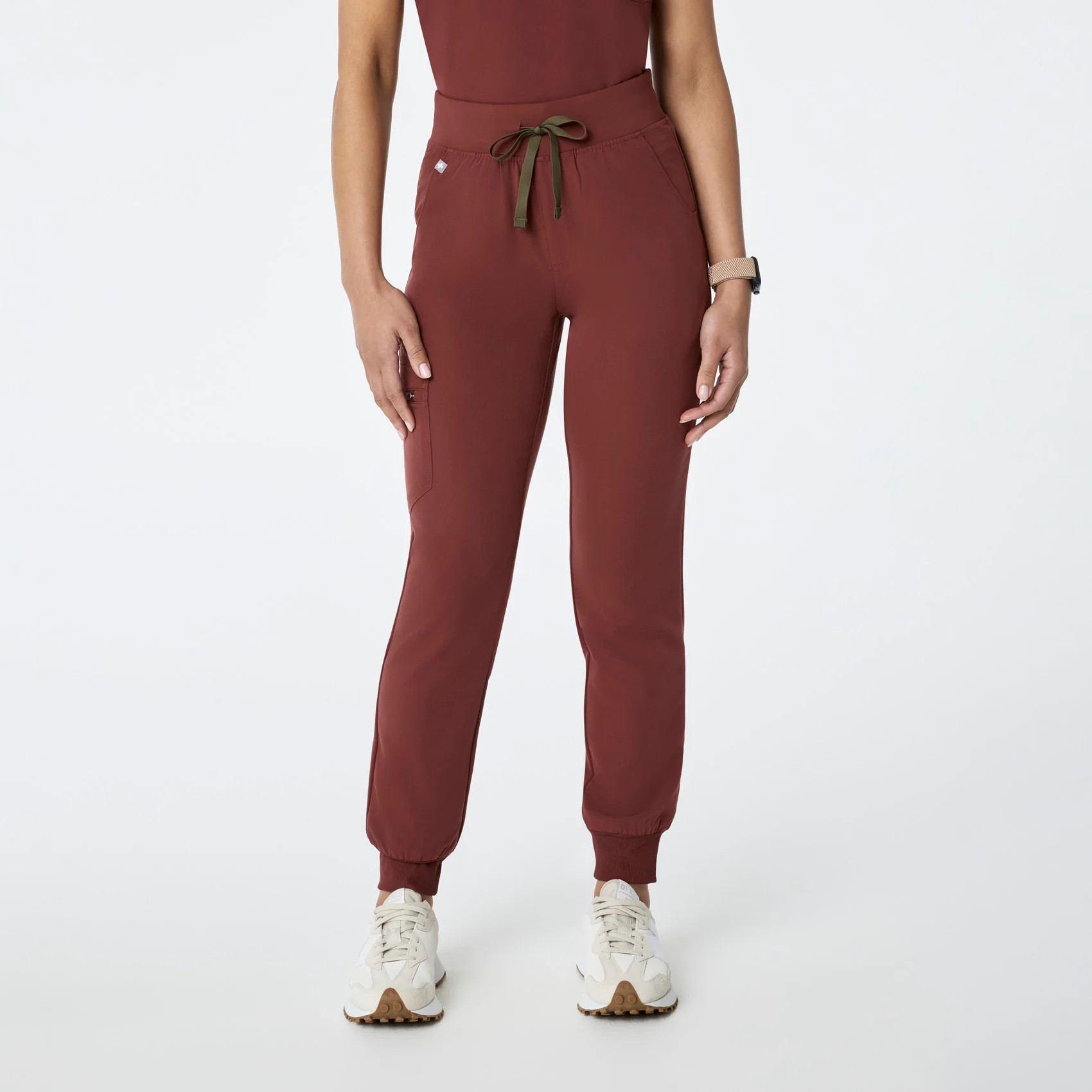 High Waisted Zamora Jogger Scrub Pants™ | FIGS