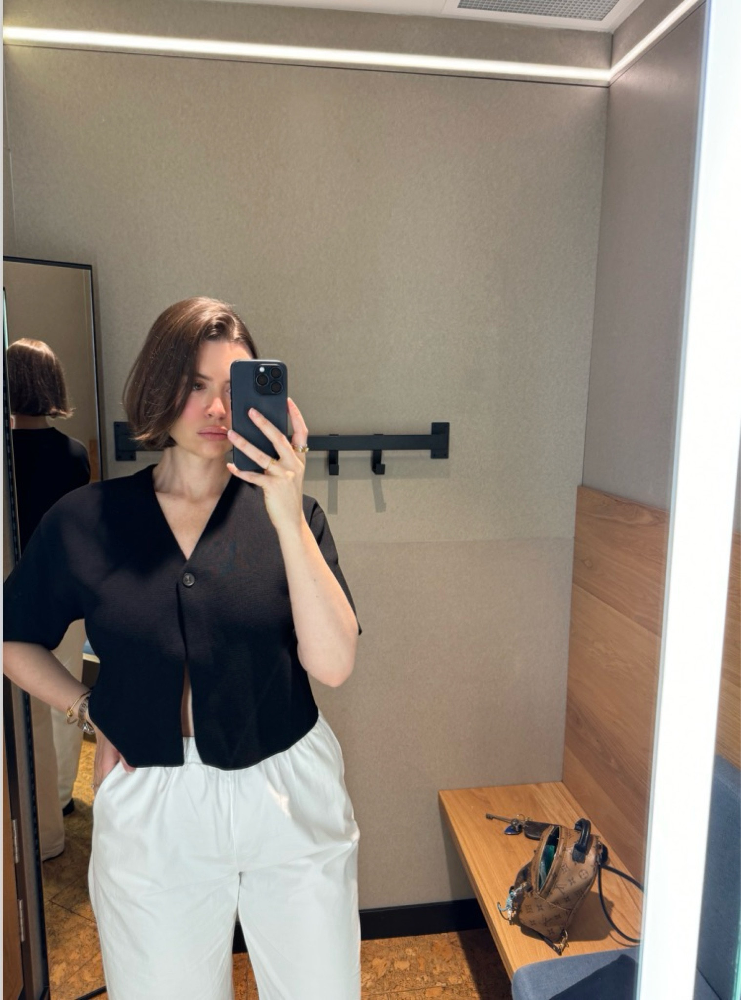 Top is COS (small)
Pants are Adanola (L but I also can wear M)

#LTKMidsize #LTKOver40