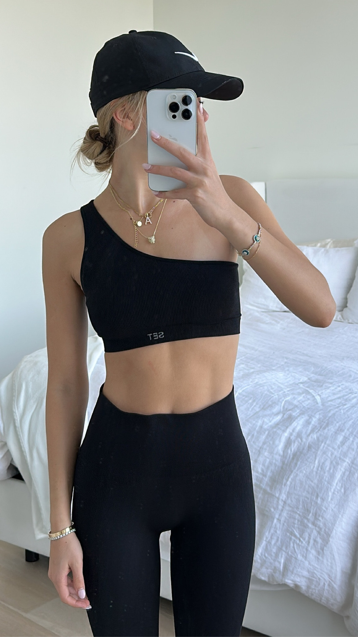 WORKOUT FIT🖤💪🏼 Nothing more motivating to go workout than a new fit :)) here is one of my current faves from Set Active 

#LTKshoecrush #LTKfit #LTKunder100