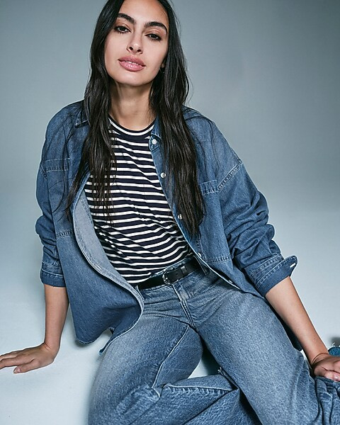 Lightweight Denim Double Pocket Boyfriend Shirt | Express