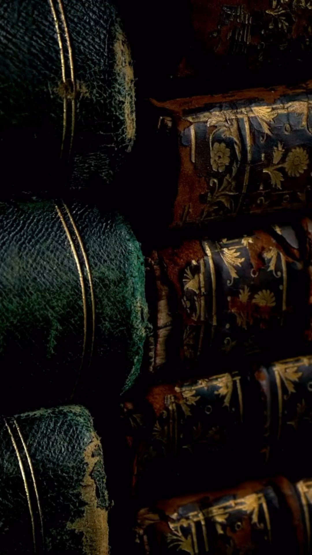 Here is the official cover reveal for @andepliegowrites next novel releasing in 2026. Pre-order now… if you dare.

“A bookseller must escape the infamously haunted library that holds her darkest secrets, but with a murderer in her tour group, escaping alive is not as simple as it seems, in this twisty locked-room thriller from bestselling author of You Are Fatally Invited.

He’s trying to dig up the skeletons in her closet. She’ll do anything to keep them buried.

Aria Stokes is finally feeling settled—she lives in a tiny New York apartment, works as a bookseller at a local shop, and has even taken a leap of faith in love by indulging her attraction to bookstore regular Jasper. And he seems to already know her so well.

As a Valentine’s Day surprise, Jasper gets the two of them tickets to an exclusive, after-dark tour of the Daedalus Library—the grandiose establishment famed for its immersive genre-based reading rooms and, more notoriously, its rumored hauntings. While Aria normally loves all things ghastly, this place holds more dark secrets than she’d prefer Jasper to know. Like that the last time she was here, she left a body behind.

But when the automatic-door entry malfunctions and Aria, Jasper, and the five other people in their tour group become trapped in the library, they are forced to venture through the storied rooms and hidden passageways of the Daedalus in search of escape . . . and Aria quite literally has nowhere to hide from the shadows of her past. Then the group learns there’s a murderer in their midst.

Now, as she tries to break out of the library’s intricate reading rooms, Aria has to decide who she can trust—and what secrets are best kept buried—if she wants to make it out alive.”

#andepliego #andepliegoauthor #coverreveals #bookstagrammer #bookish #theavidpenreads