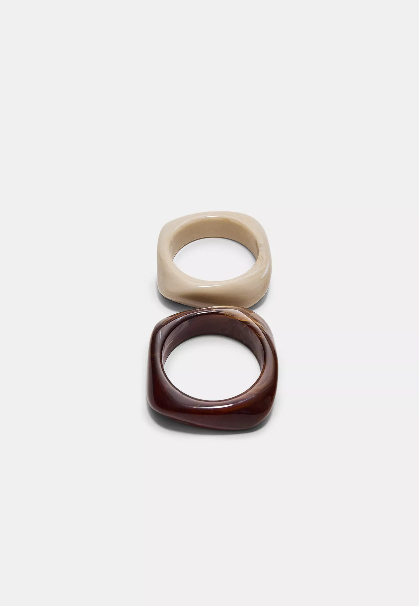 Set of 2 rigid bracelets - Women's fashion | Stradivarius United Kingdom | Stradivarius (UK)