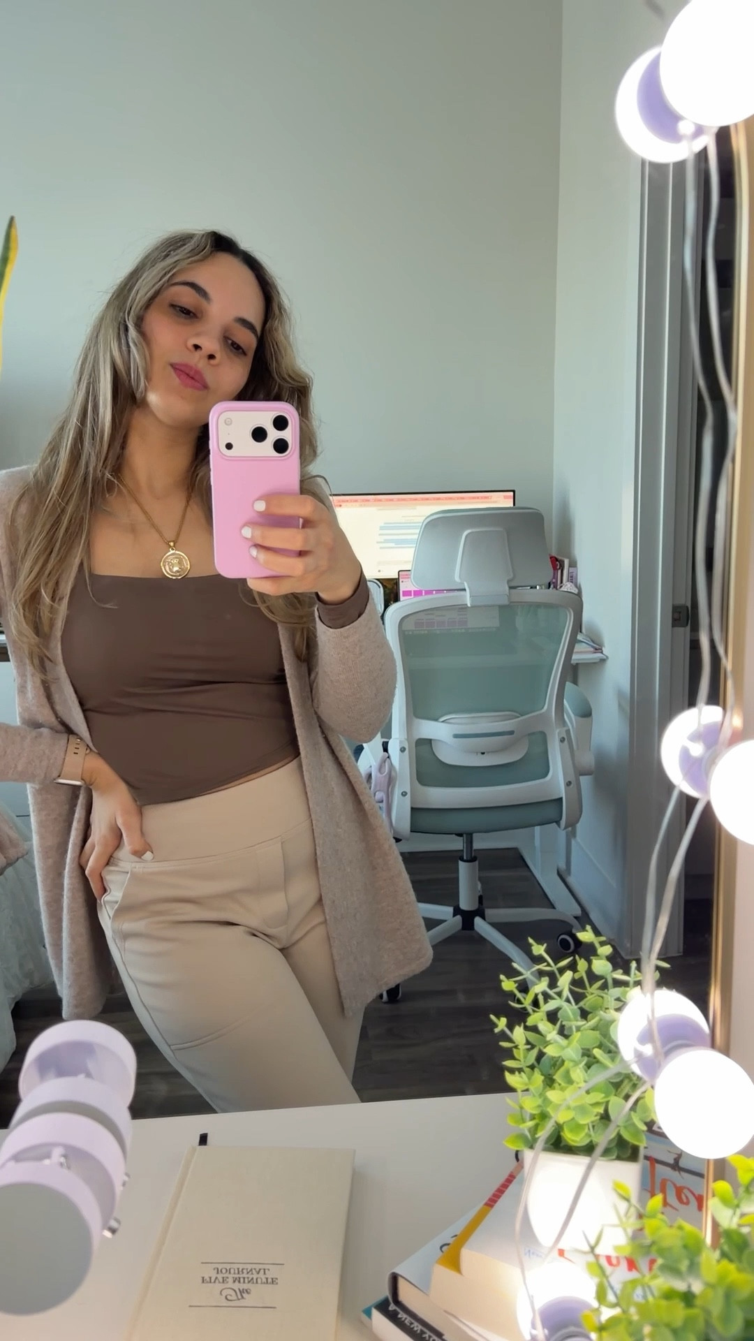 OOTD working from home edition 

#LTKdayinmylife #LTKgrwm #LTKmomlife