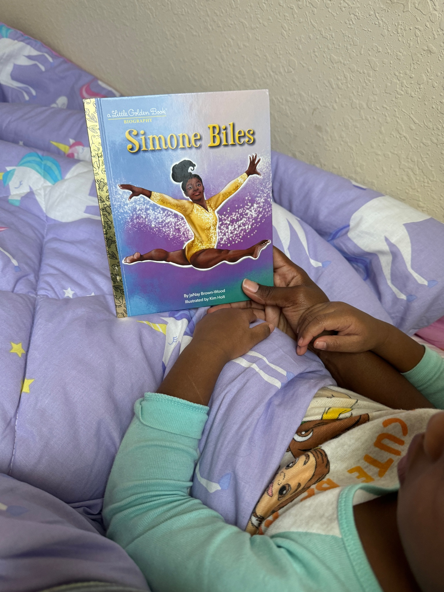 This Simone Biles Golden Book is such a good toddler or kids book. It’s perfect for a Christmas gift for those children that love to read! It’s on sale NOW for Circle week at Target! 

#LTKGiftGuide #LTKsalealert #LTKkids