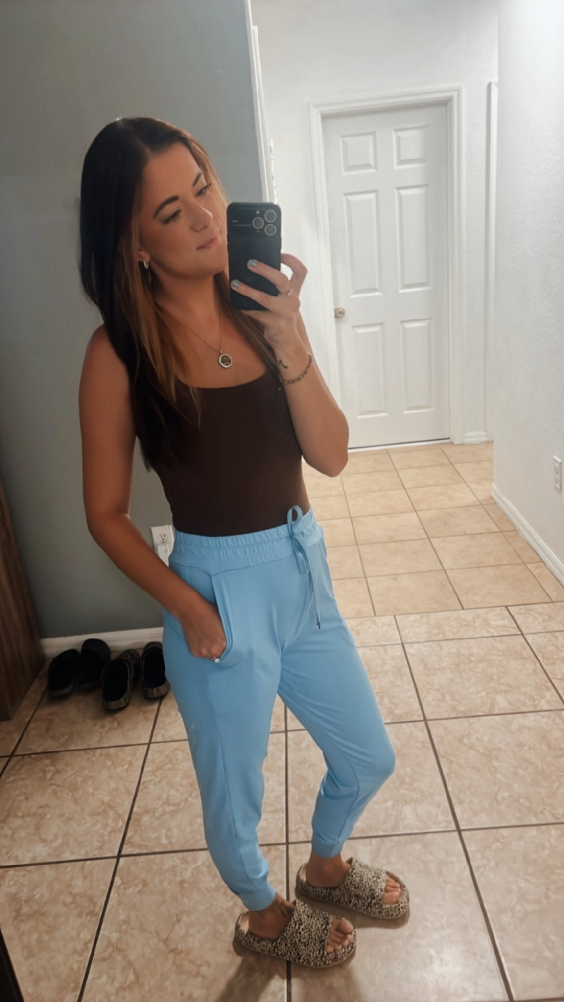 Cute & comfy ootd

#LTKActive #LTKFindsUnder50 #LTKSeasonal