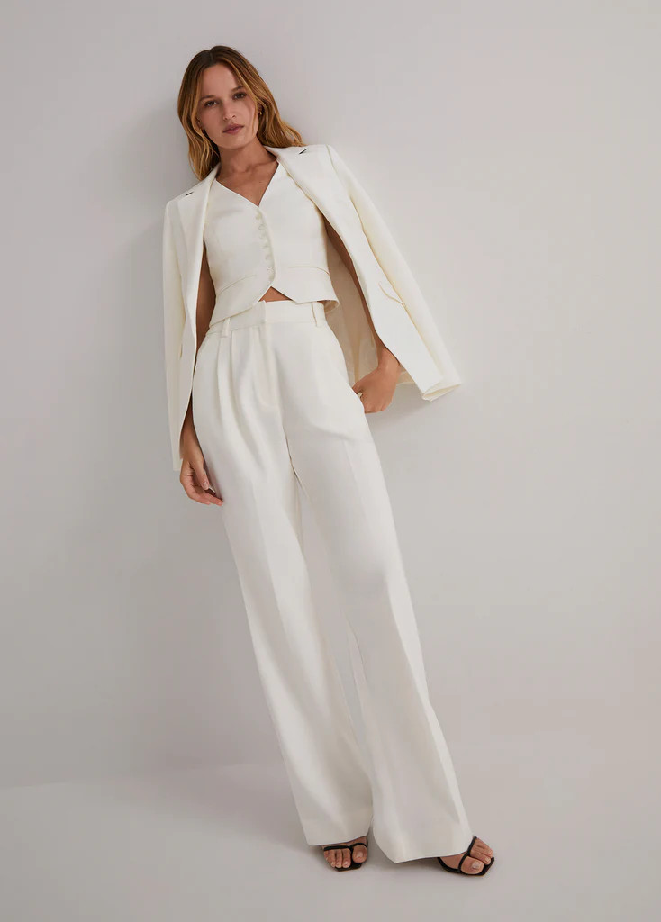 THE FAVORITE BLAZER | Favorite Daughter