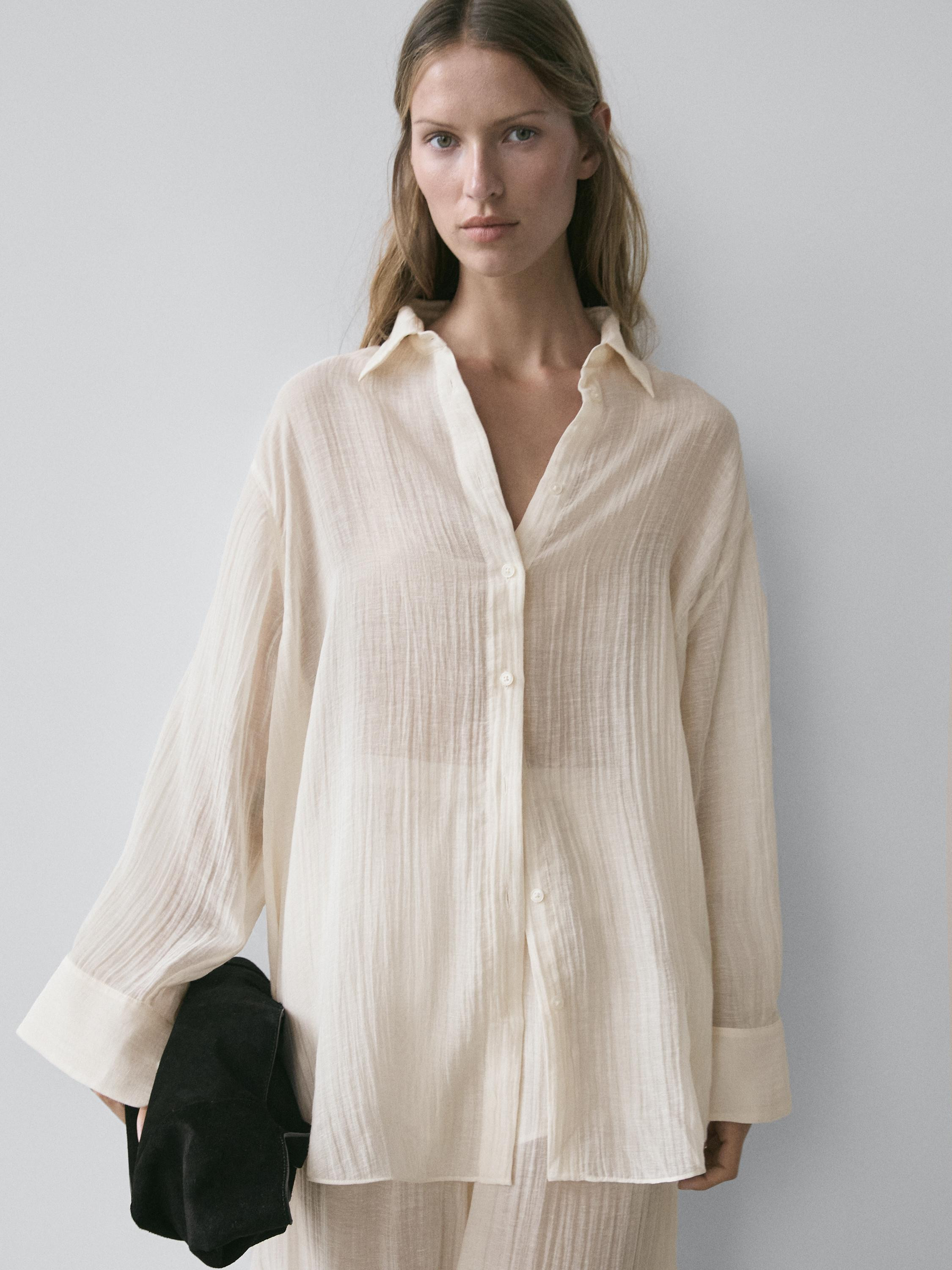 Flowing shirt with pleated detail | Massimo Dutti UK