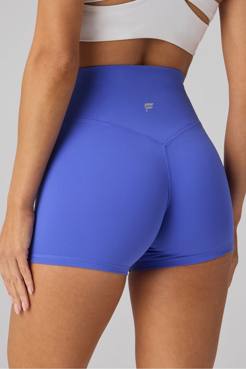 The No-Seam PureLuxe TLC Short 4" | Fabletics