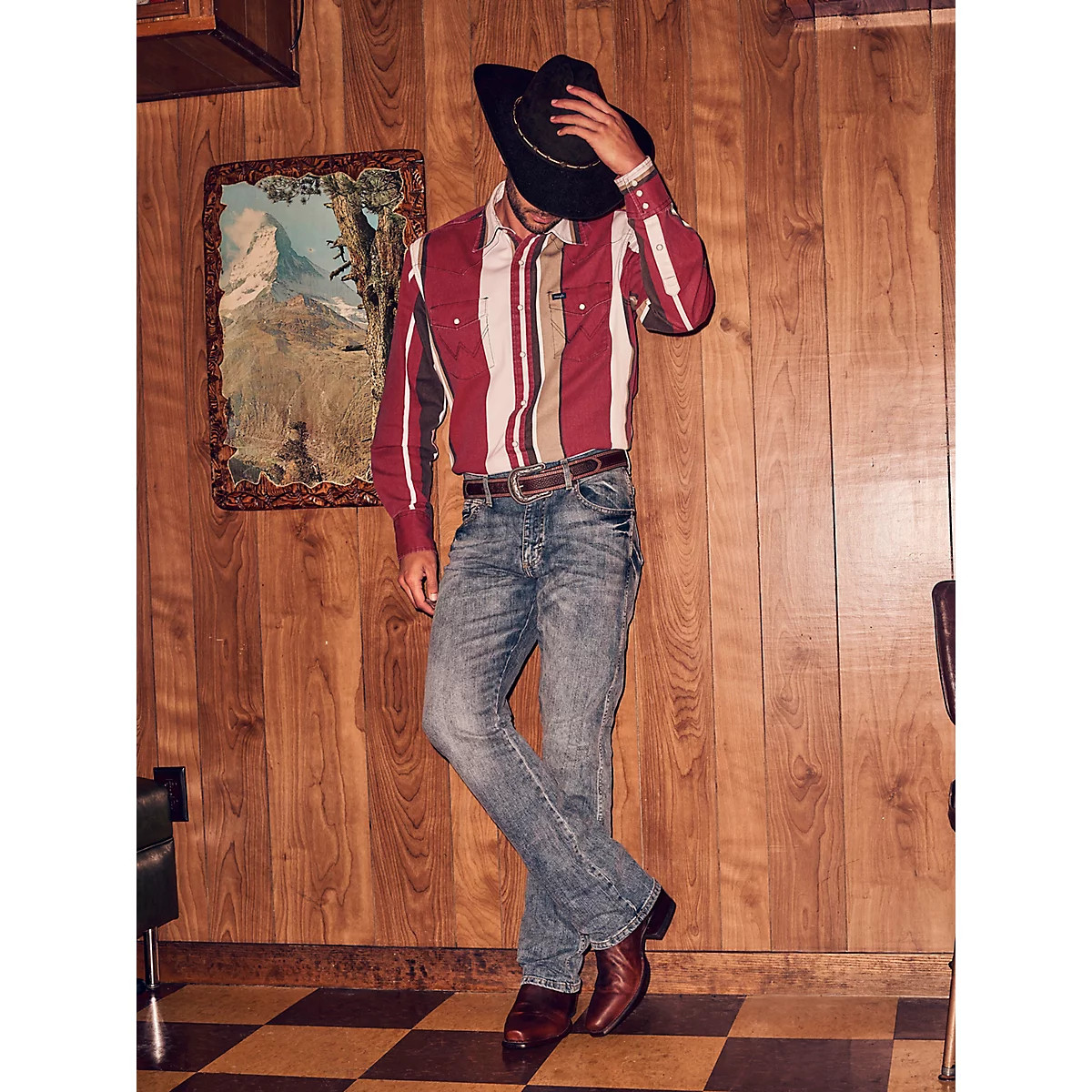 Men's Wrangler Retro® Slim Fit Bootcut Jean in Greeley | Wrangler