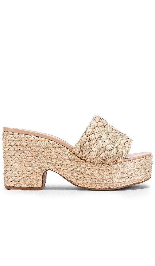RAYE Gable Wedge in Beige. - size 8.5 | Revolve Clothing (Global)