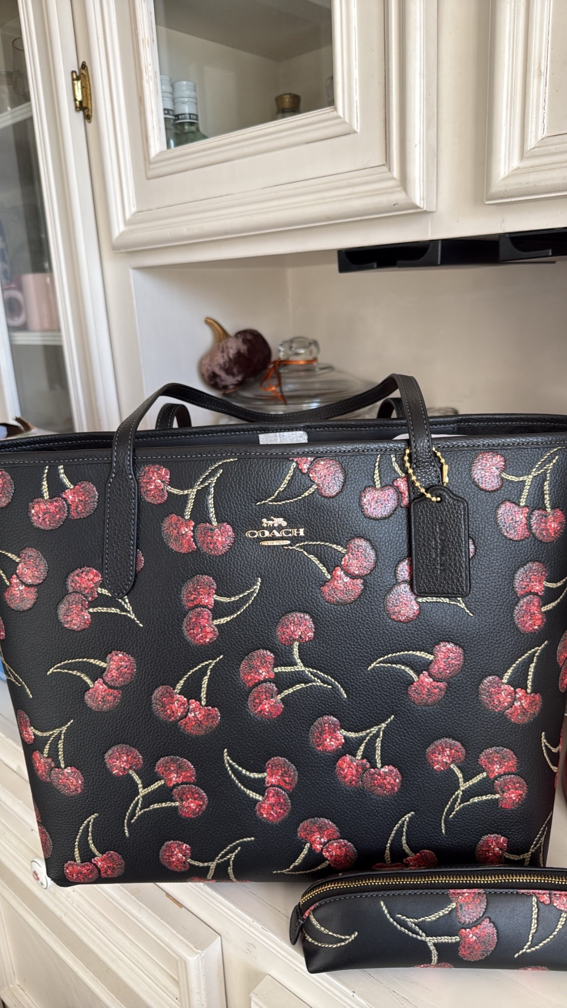 I love this bag!!! This cherry print is just right!

#LTKSaleAlert #LTKHoliday #LTKGiftGuide