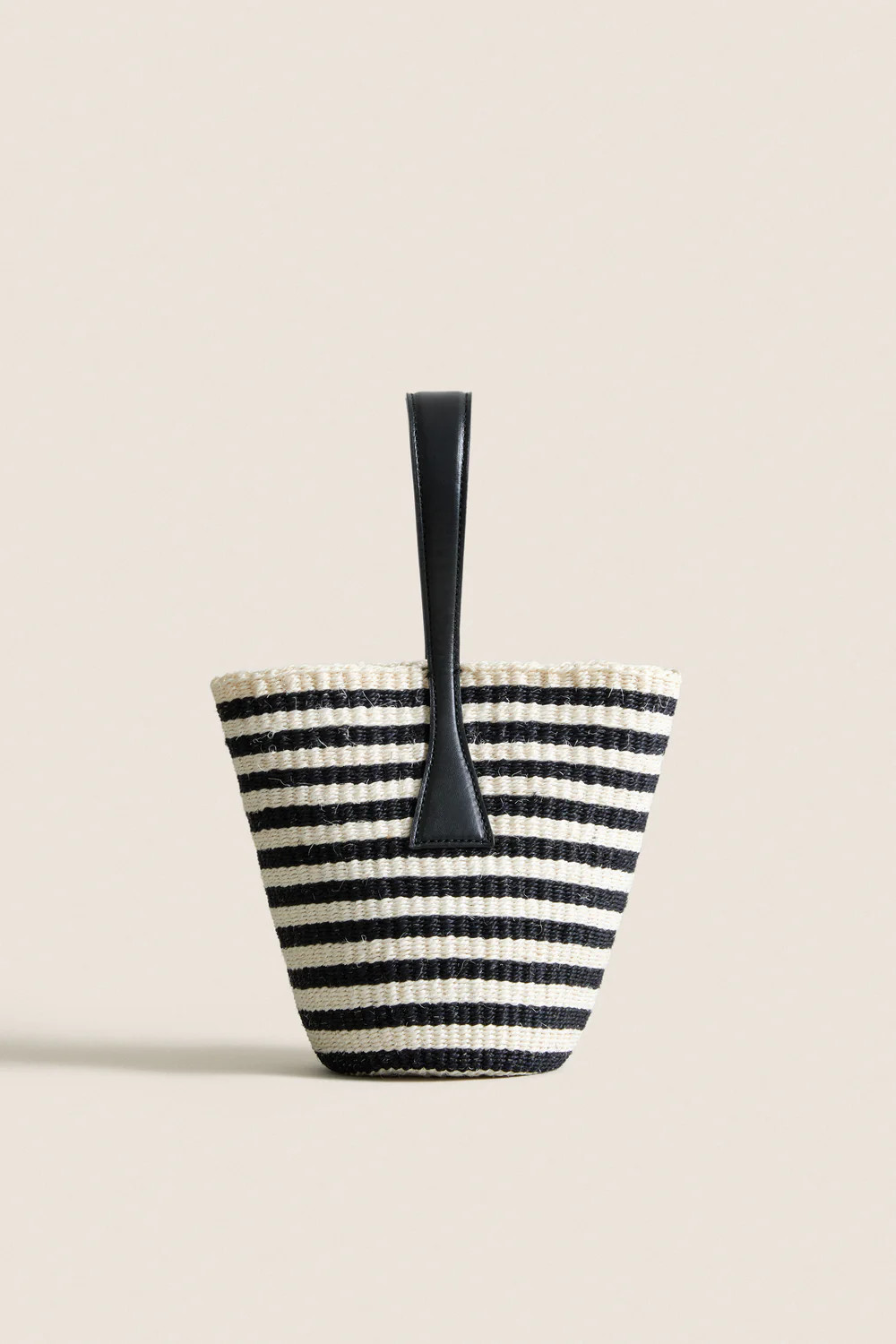 Black Sisal Single Handle Basket | Tuckernuck (US)