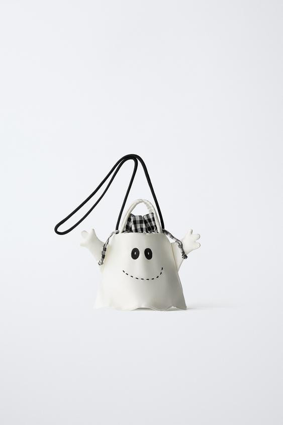 HALLOWEEN GHOST CROSSBODY BAG$ 32.90White | 1236/630/001Add to cartAddHalloween ghost-shaped cros... | Zara US