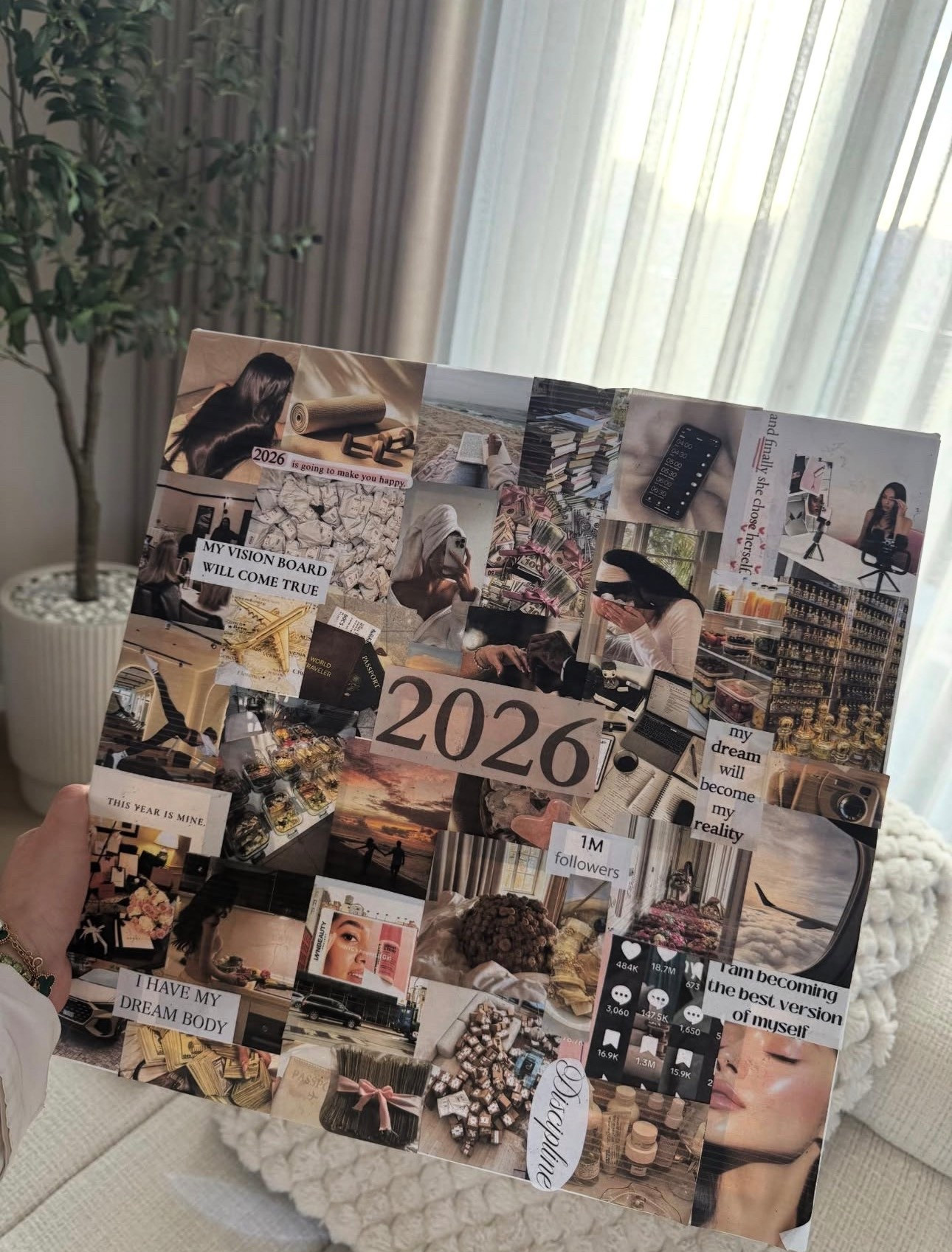 Vision board 
Está es tu señal si aún no la haz echo. ✨❤️2026 

#LTKSaleAlert #LTKSeasonal