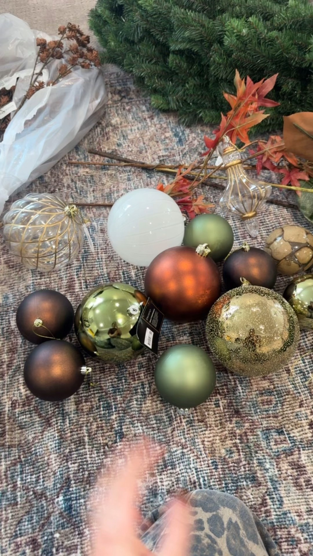 Earthy client install, Christmas Tree Design 

Use code: DEHART15 for 15% off at Gatehouse 

#LTKSeasonal