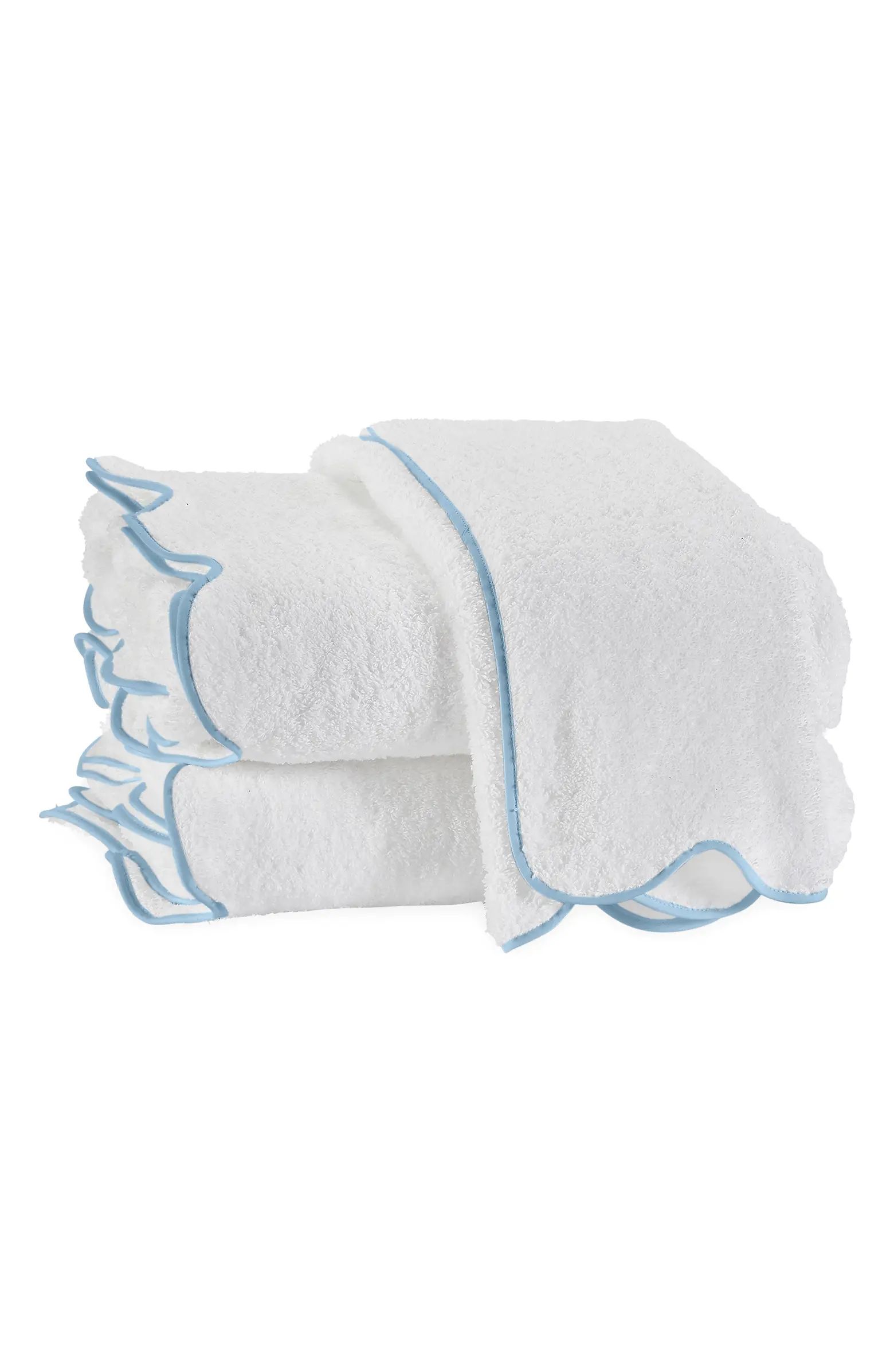 Matouk Cairo Scallop Trim Cotton Hand Towel | Nordstrom | Nordstrom
